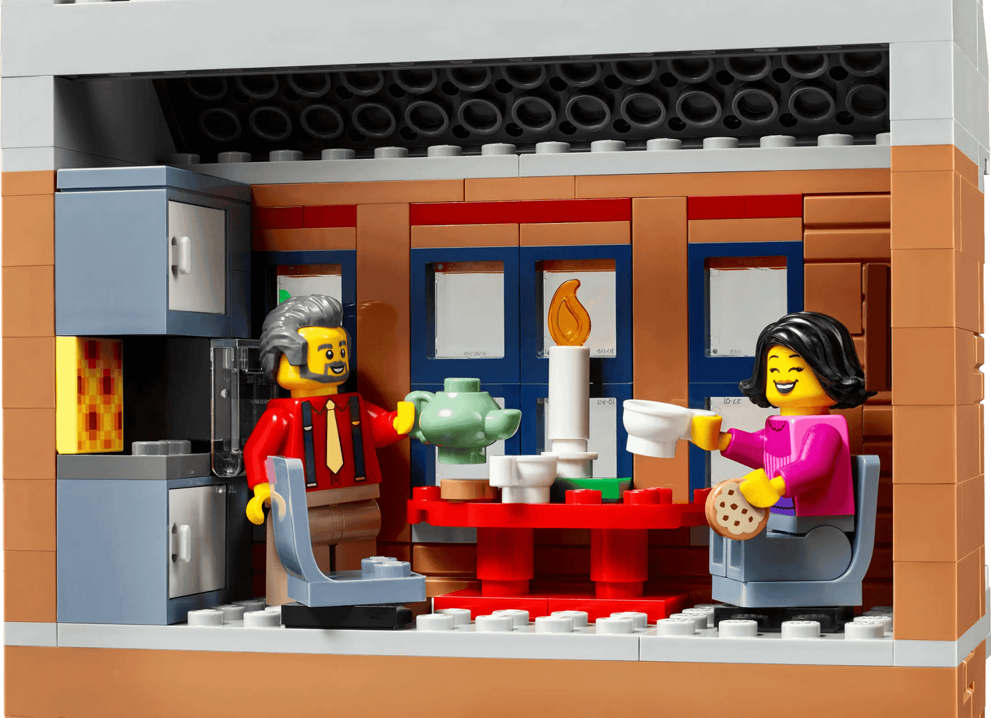 LEGO 10308 Holiday Main Street - Icons