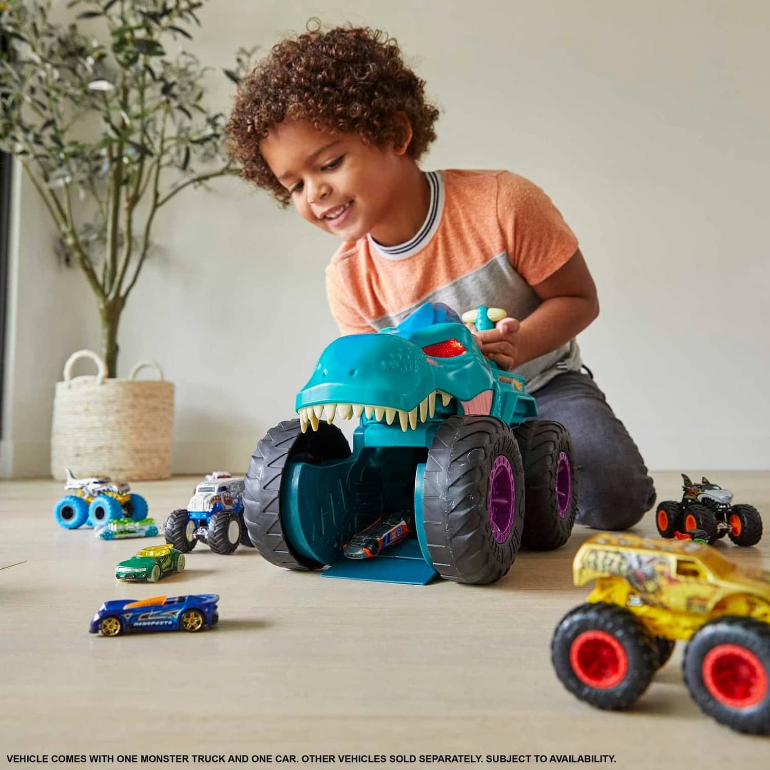 Hot Wheels - ® - Monster Trucks Car Chompin Mega-wrex Vehicle Mattel