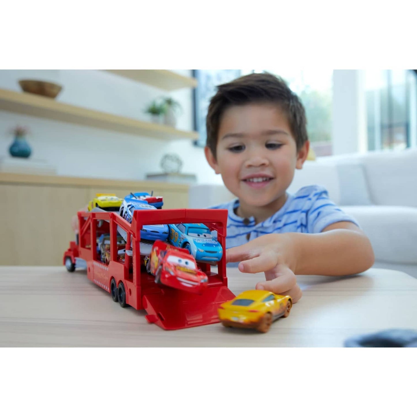 Disney Cars - Disney Pixar Cars Mack Hauler Mattel