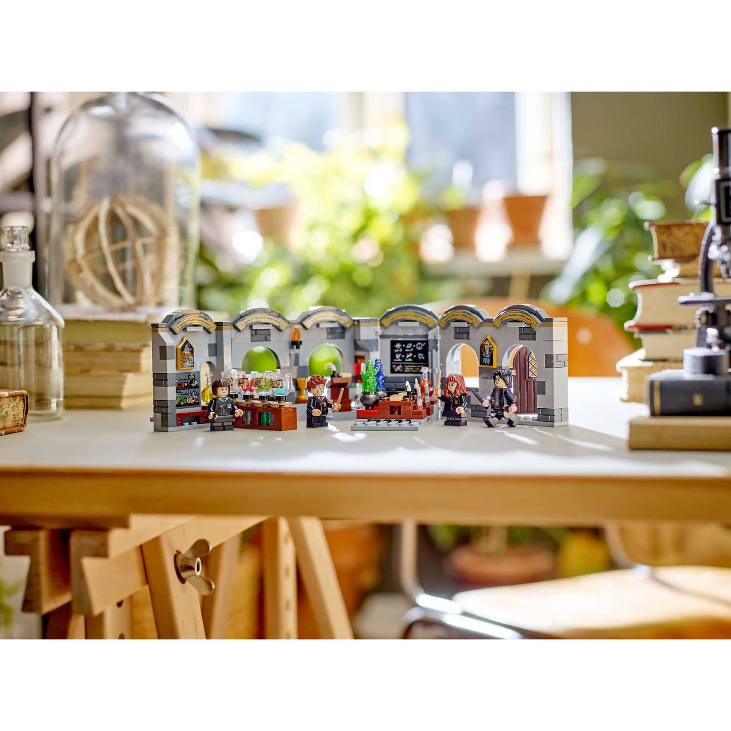 LEGO 76431 Hogwarts Castle: Potions Class - Harry Potter