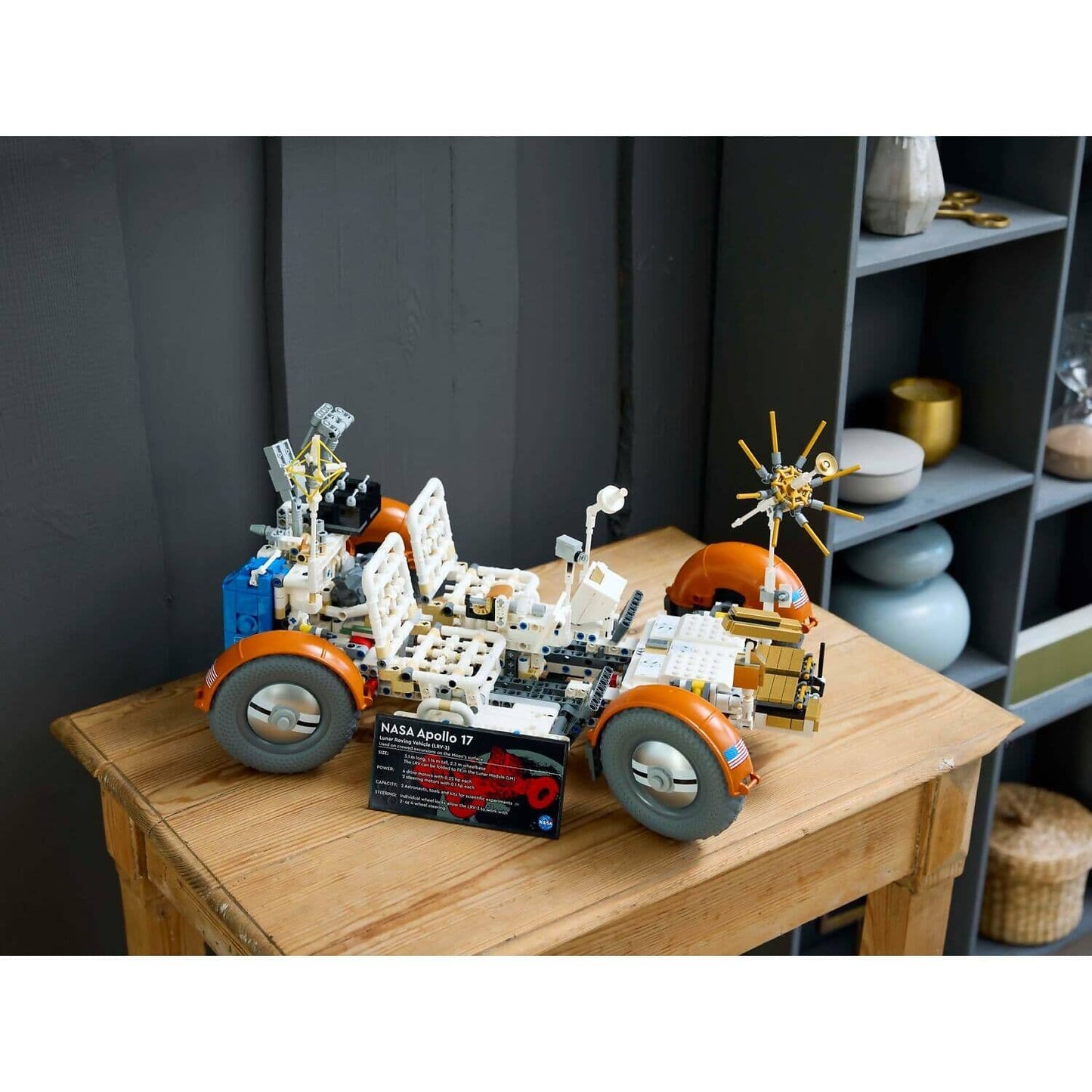 LEGO 42182 NASA Apollo Lunar Roving Vehicle - LRV - Technic