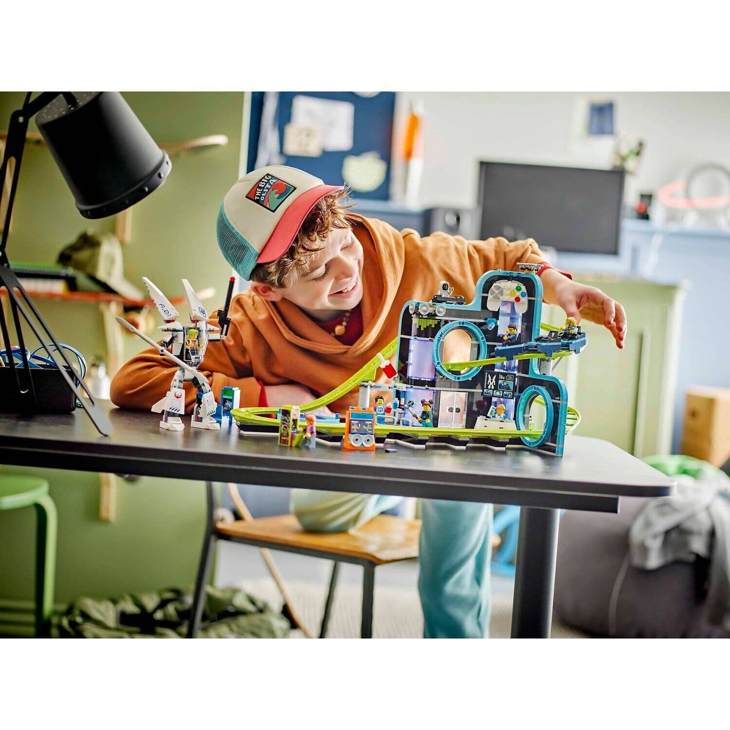 LEGO 60421 Robot World Roller-Coaster Park - City