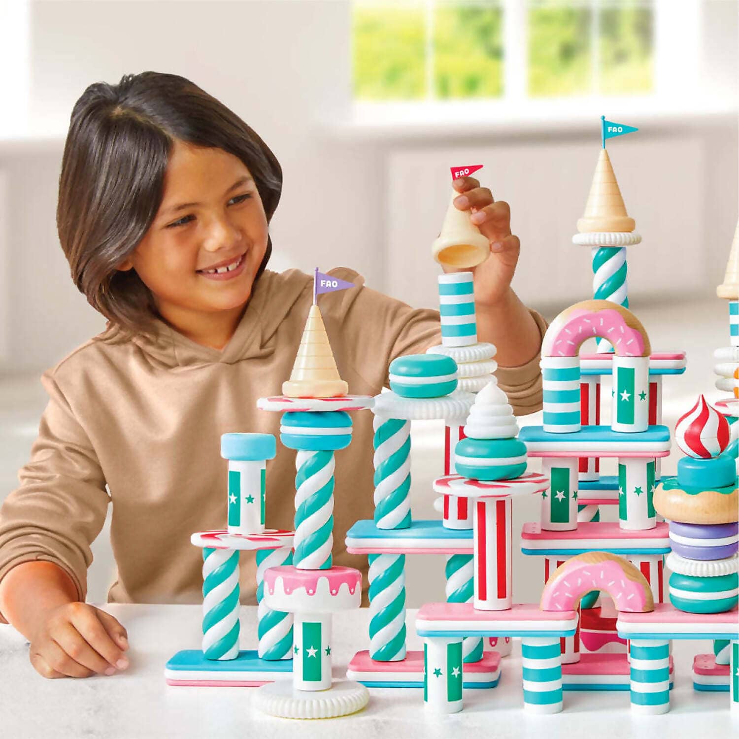 F.A.O Schwarz - Wood Castle Blocks Treats 45pc