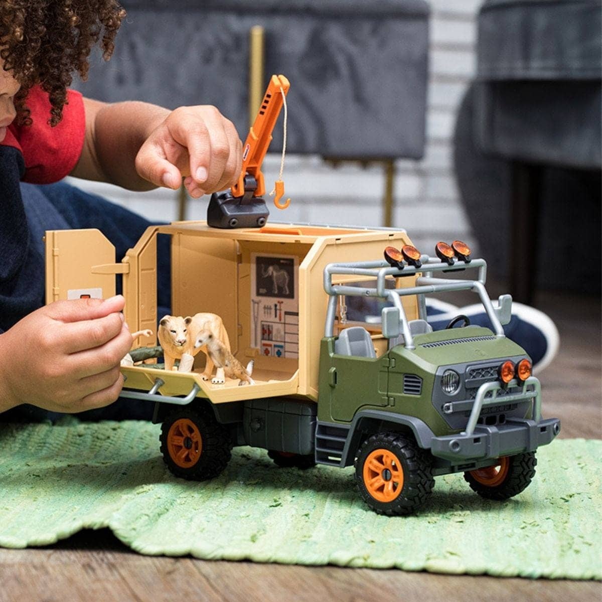 Schleich - Animal Rescue Large Truck Wildlife Animal Figurine Playset Animal Playset