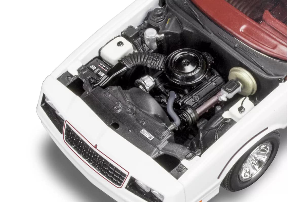 Revell - 1:24 1986 Monte Carlo Ss 2 'n 1 Scaled Plastic Model Kit
