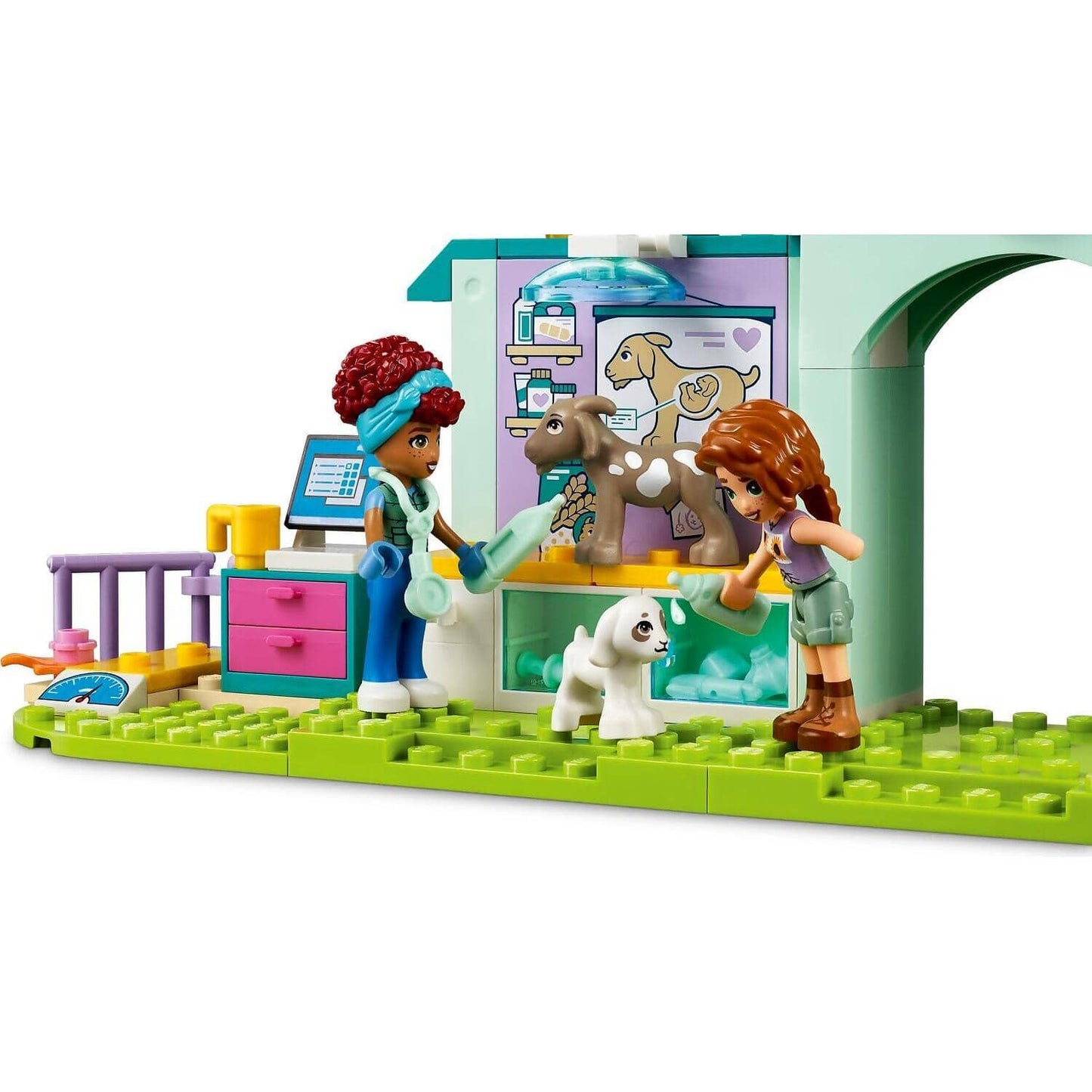 LEGO 42632 Farm Animal Vet Clinic - Friends 4+