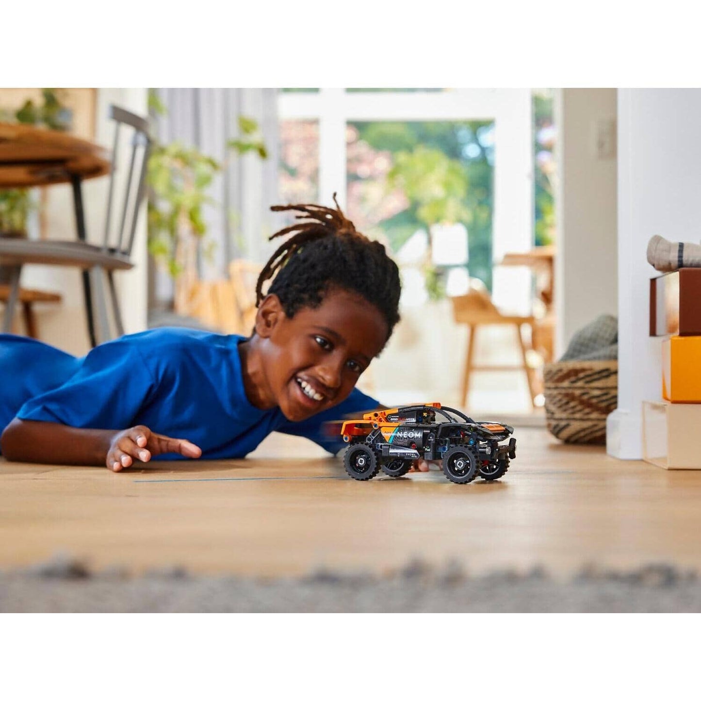 LEGO 42166 NEOM McLaren Extreme E Race Car - Technic