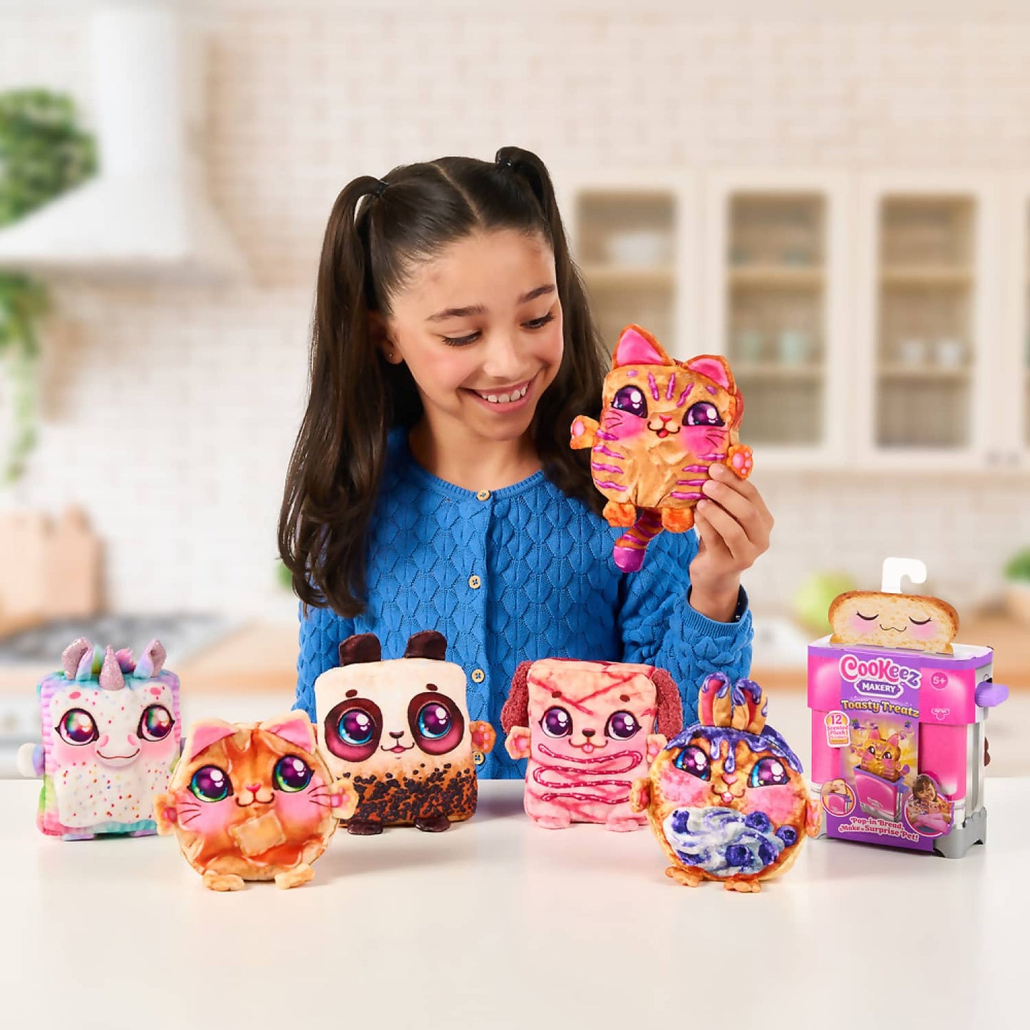 Cookeez Makery - Toasty Treatz Surprise