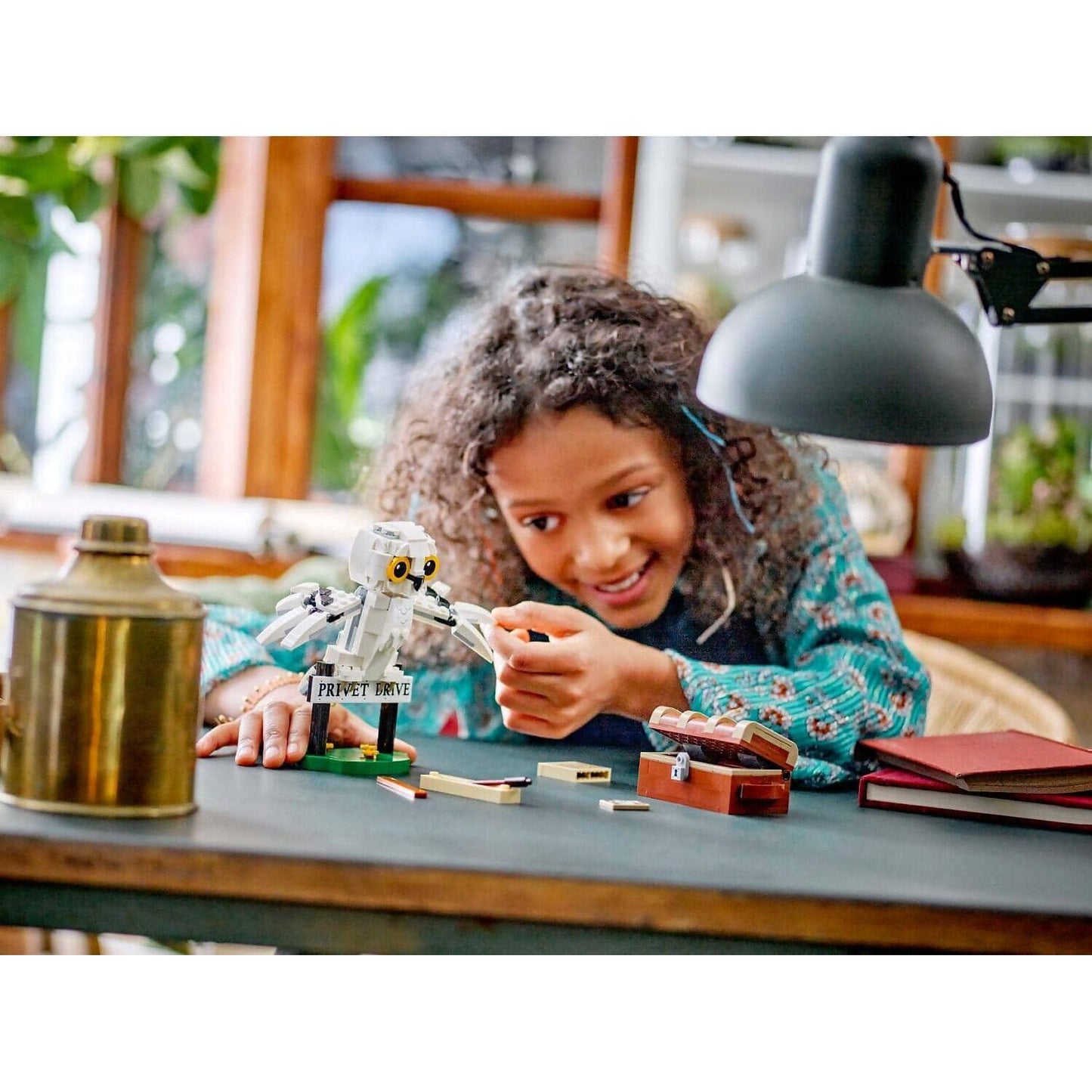 LEGO 76425 Hedwig™ at 4 Privet Drive - Harry Potter