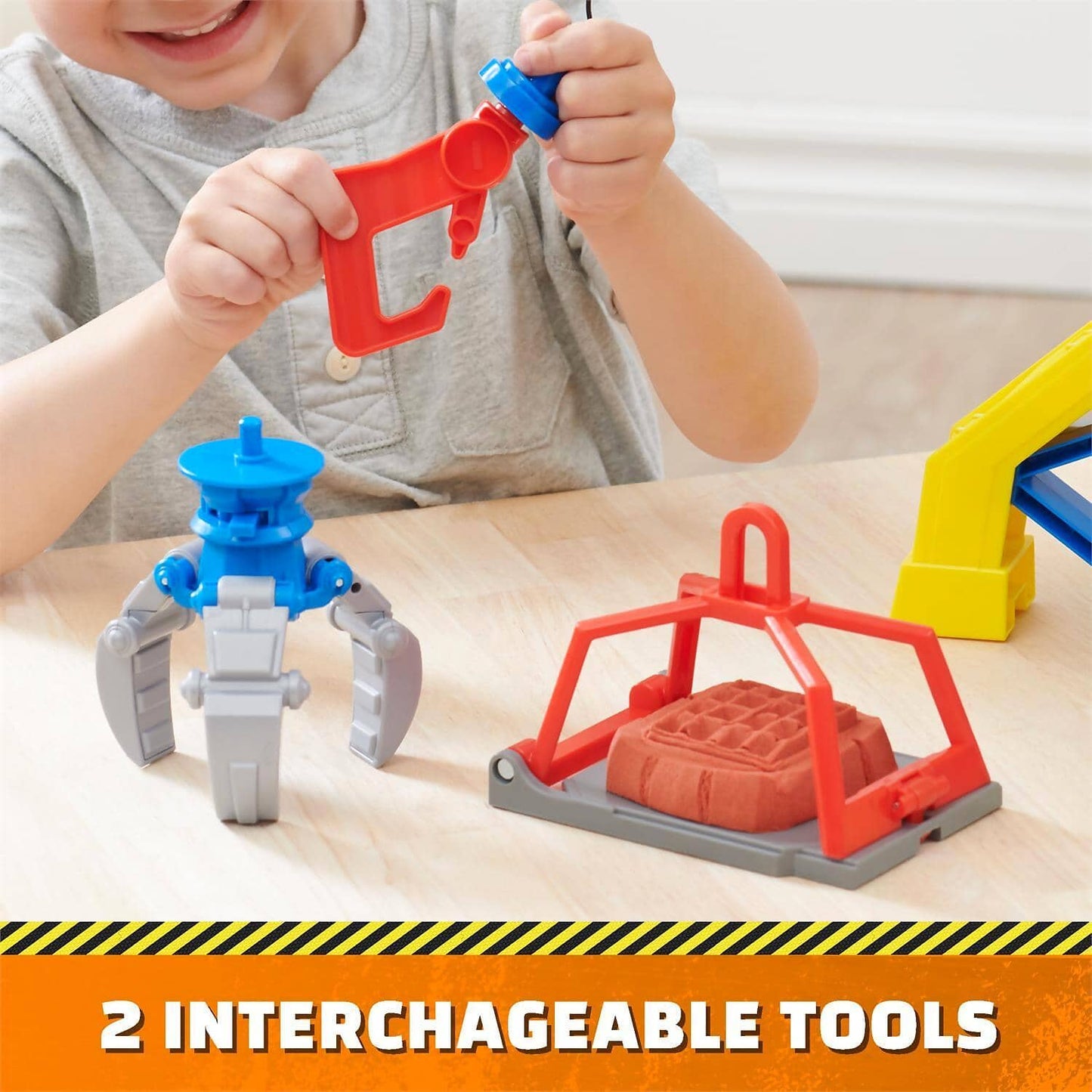 Paw Patrol - Rubble & Crew Bark Yard Crane Tower Playset With Rubble Action Figure Toy Bulldozer & Kinetic Build-it Play Sand - Spin Master