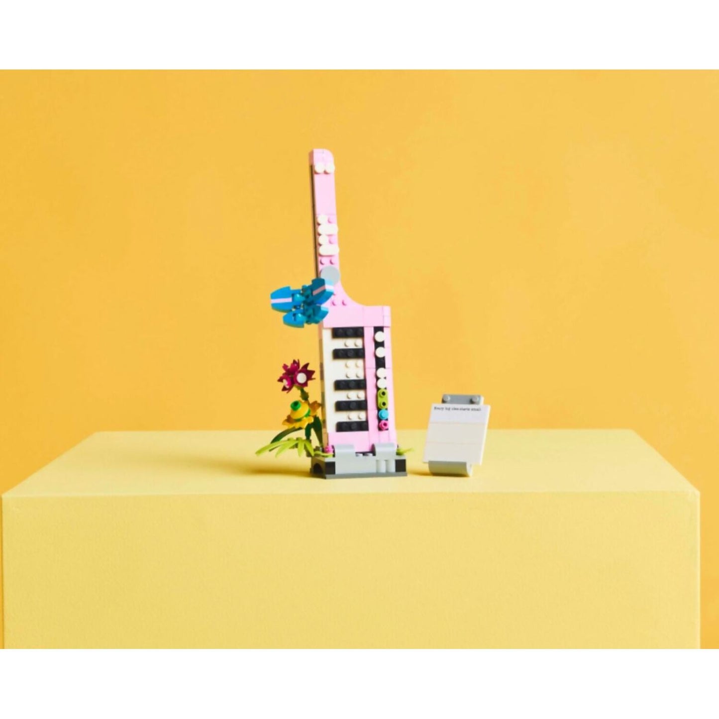 LEGO 31169 Typewriter With Flowers - LEGO Creator 3-in-1