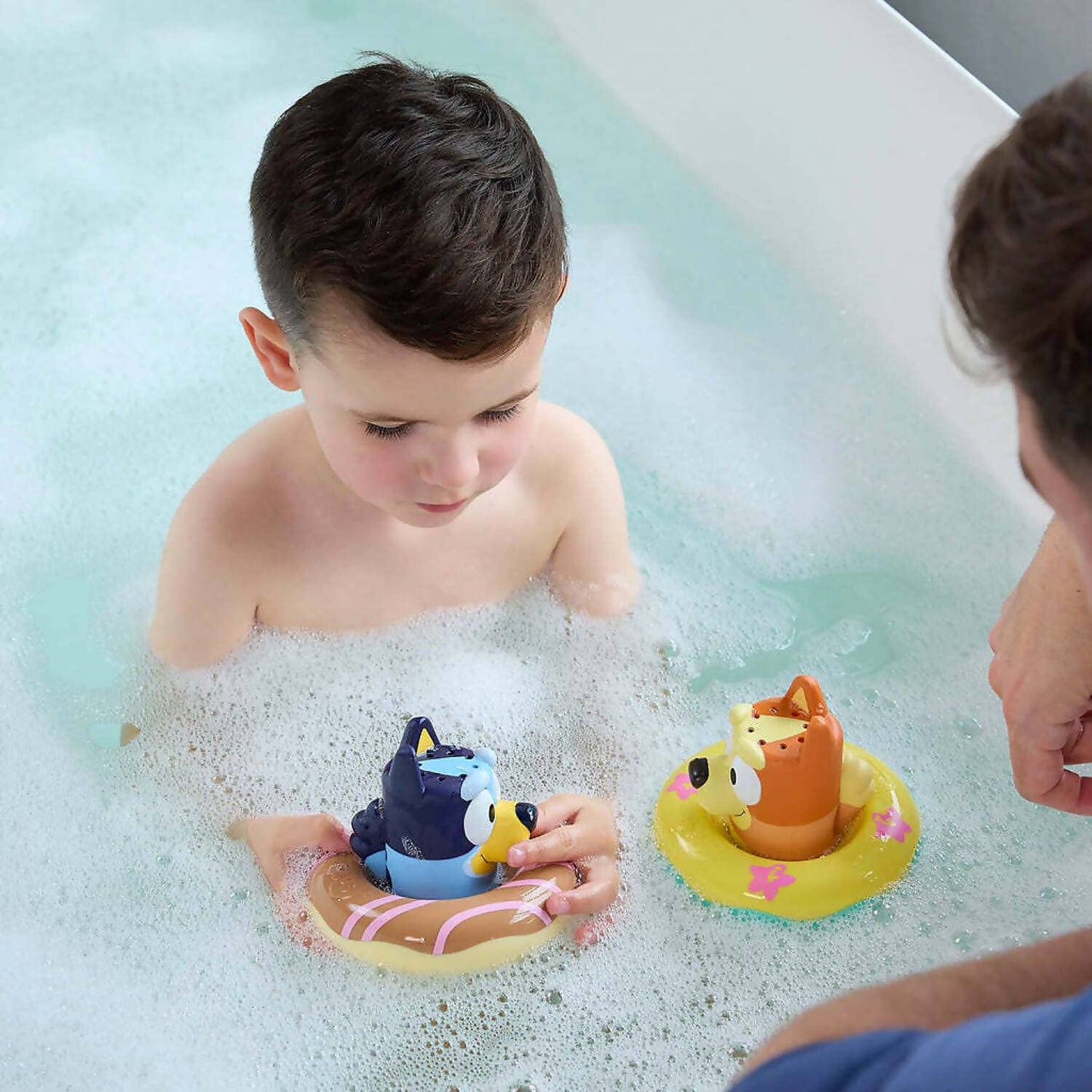 TOMY - Toomies - Splash & Float Bluey & Bingo 2-in-1 Water Toys