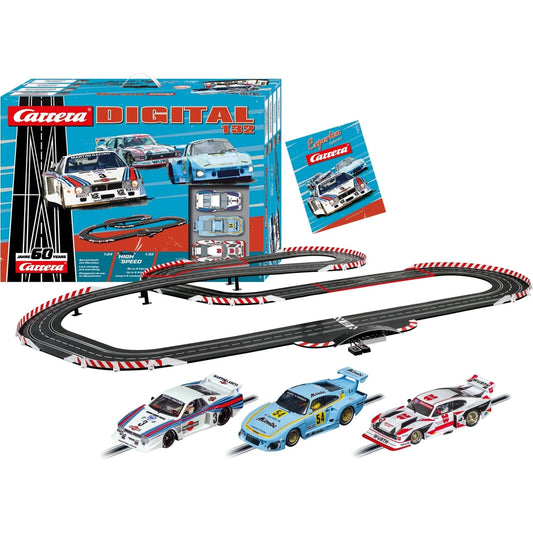 Carrera - Digital 1:32 Retro Grand Prix 3 Way Battle - Model No.20030031 - Slot Car Set