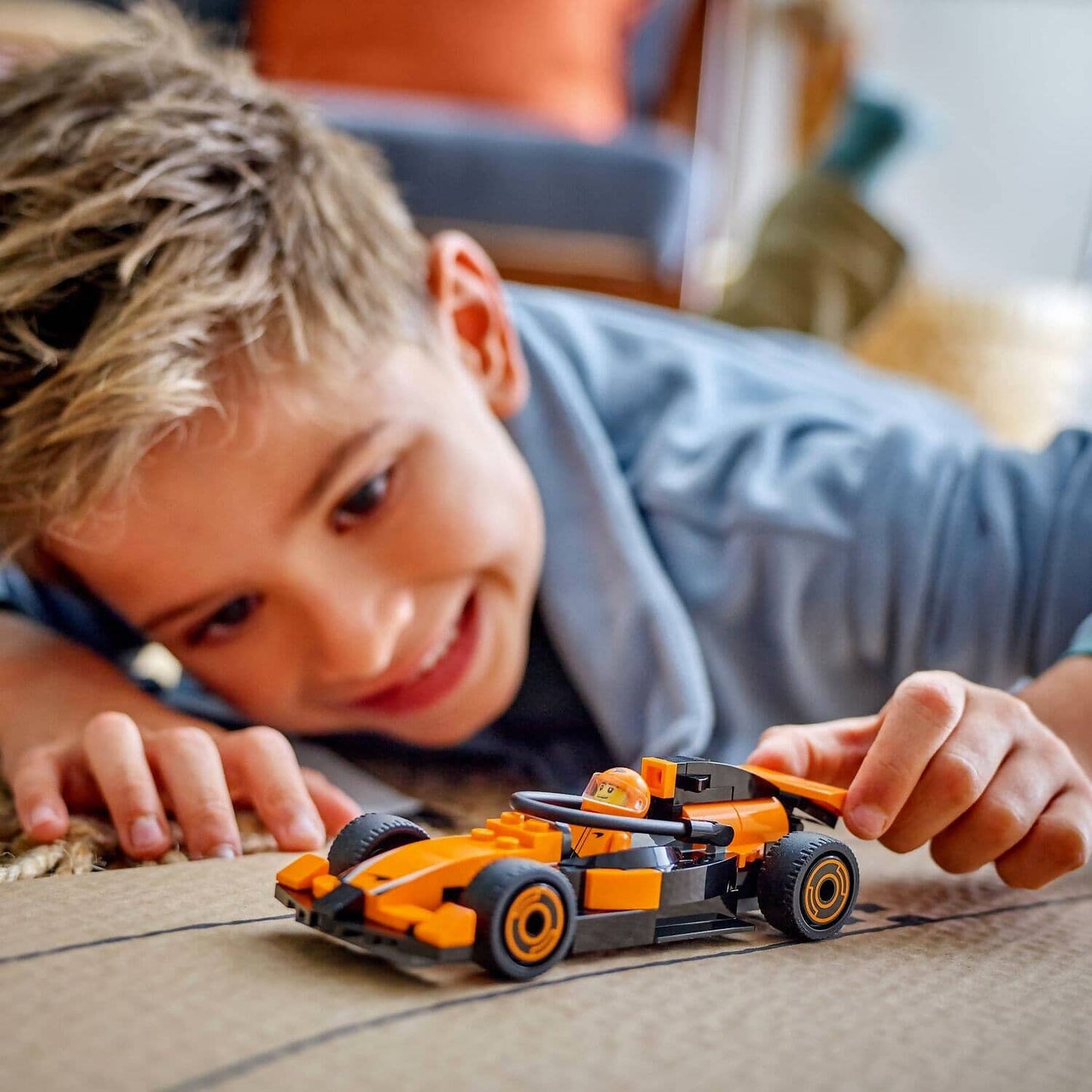 LEGO 60442 F1® Driver with McLaren Race Car - City
