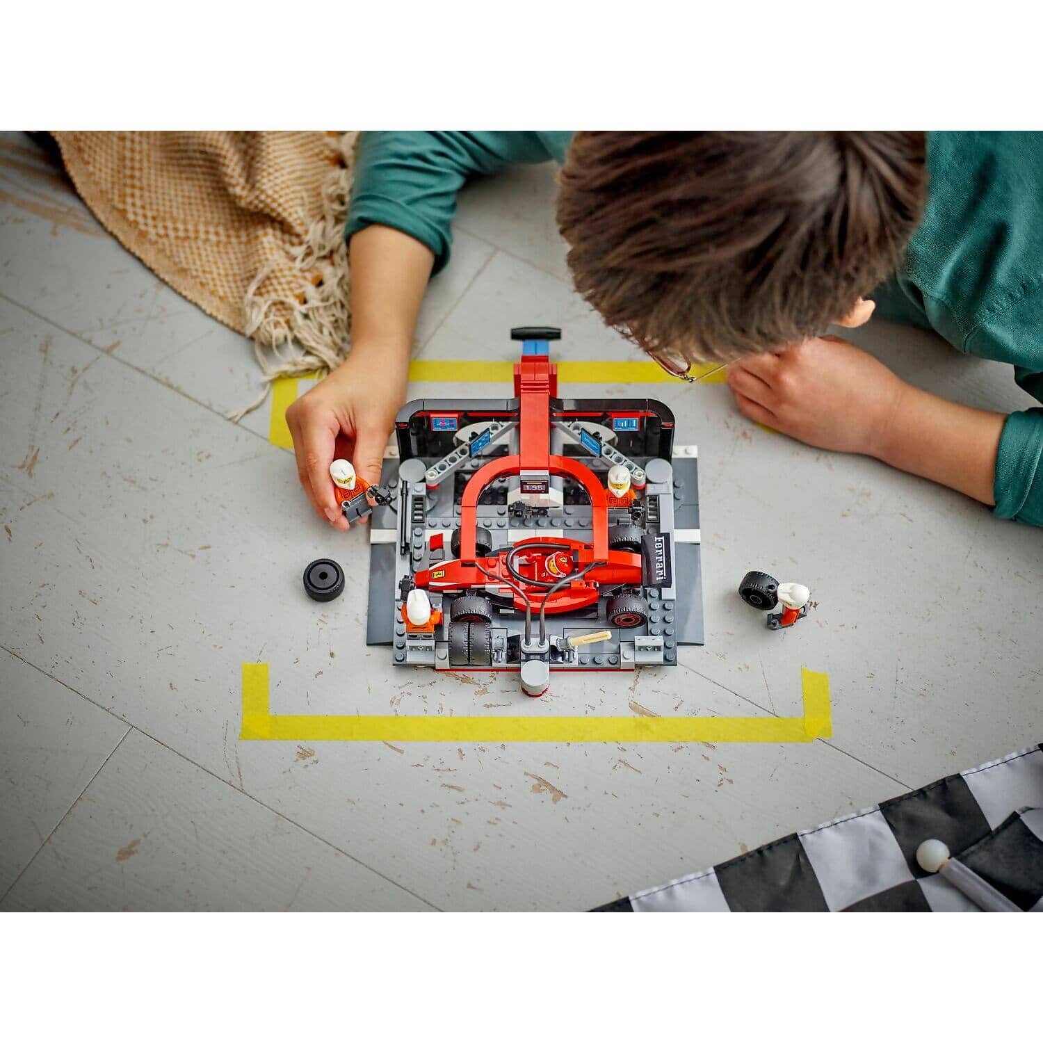LEGO 60443 F1 Pit Stop & Pit Crew with Ferrari Car - City