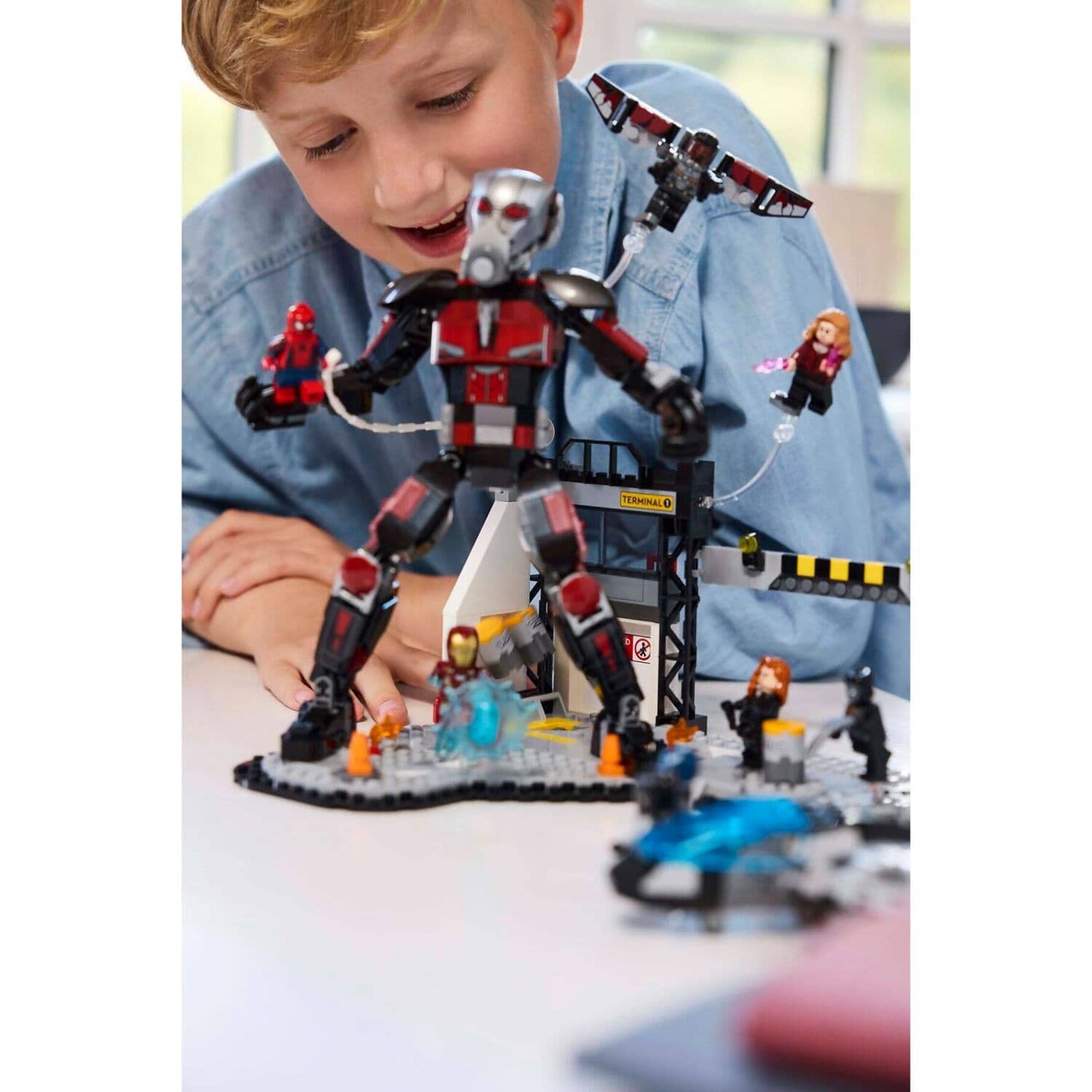 LEGO 76314 Captain America: Civil War Action Battle - Marvel Super Heroes