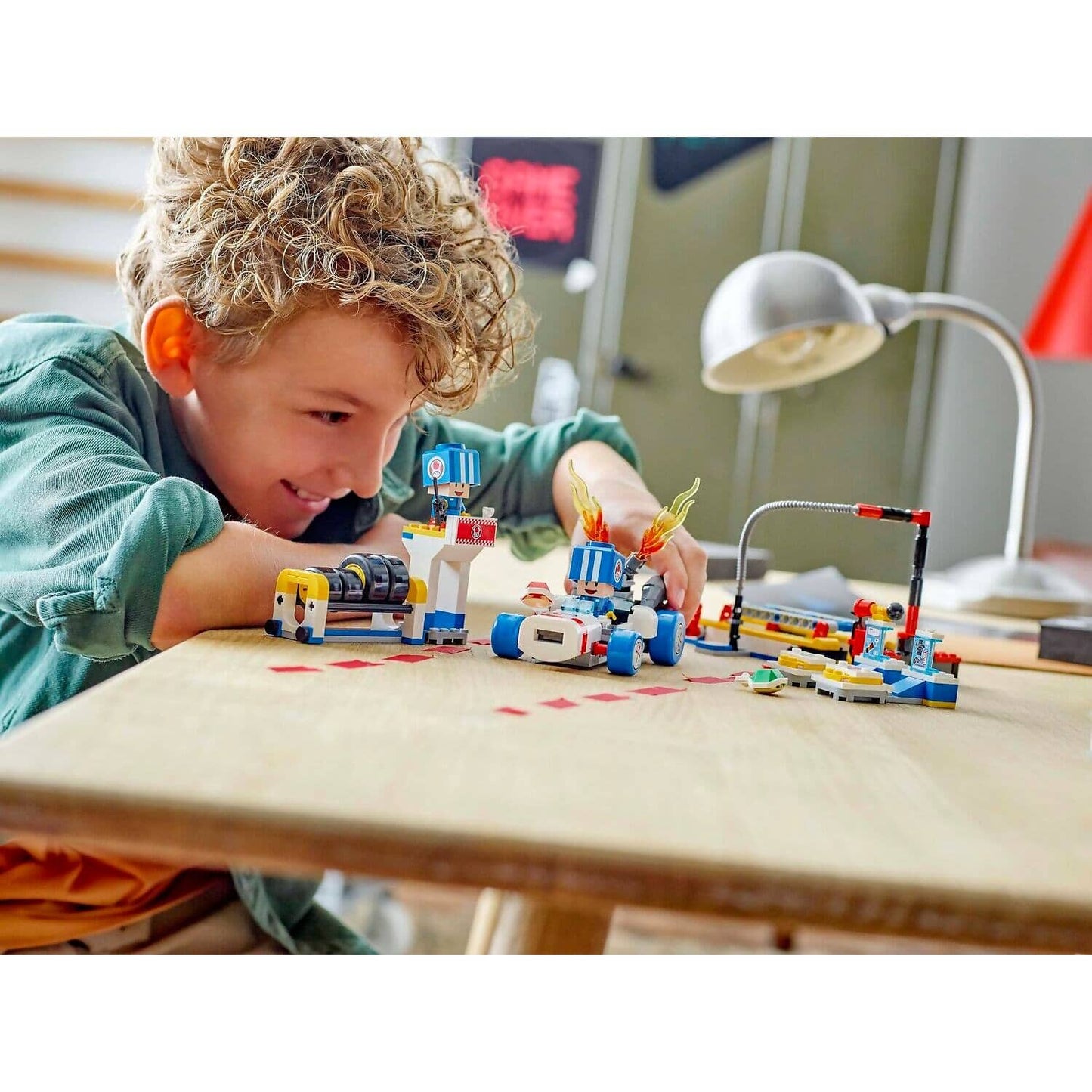 LEGO 72035 Mario Kart™ Toad's Garage - Super Mario