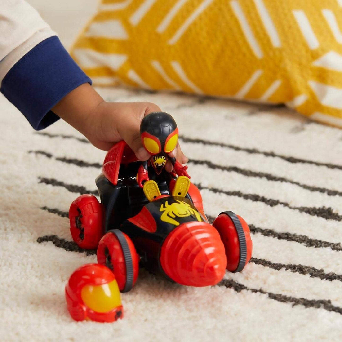 Marvel - Spidey And His Amazing Friends Web-spinners Miles With Drill Spinner Toy Car - Hasbro