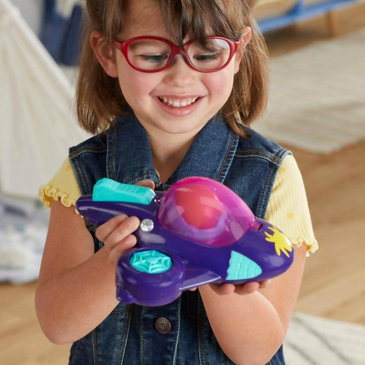 Marvel - Spidey And His Amazing Friends Web-spinners Ghost-spider With Glide Spinner Toy Car - Hasbro