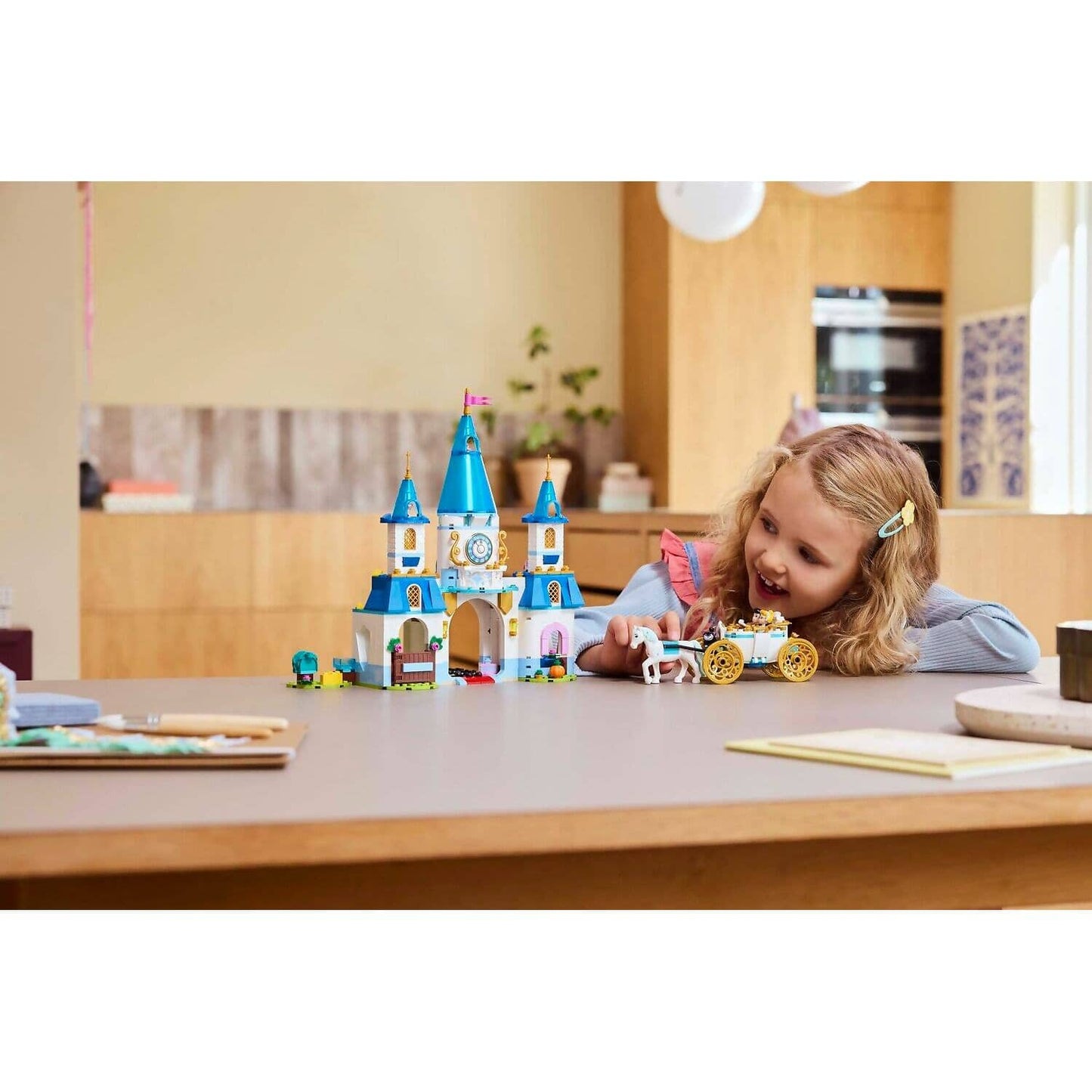 LEGO 43275 Cinderella's Castle & Horse Carriage - Disney