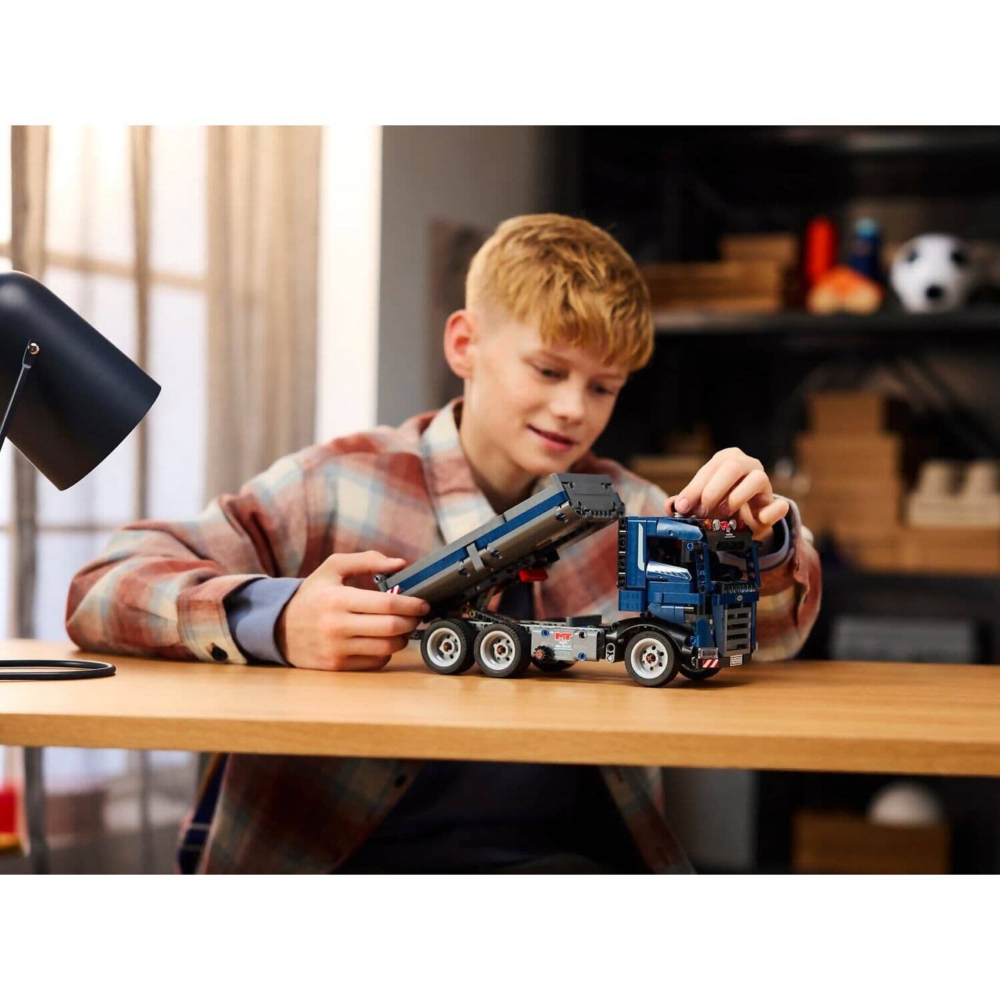 LEGO 42203 Tipping Dump Truck - Technic