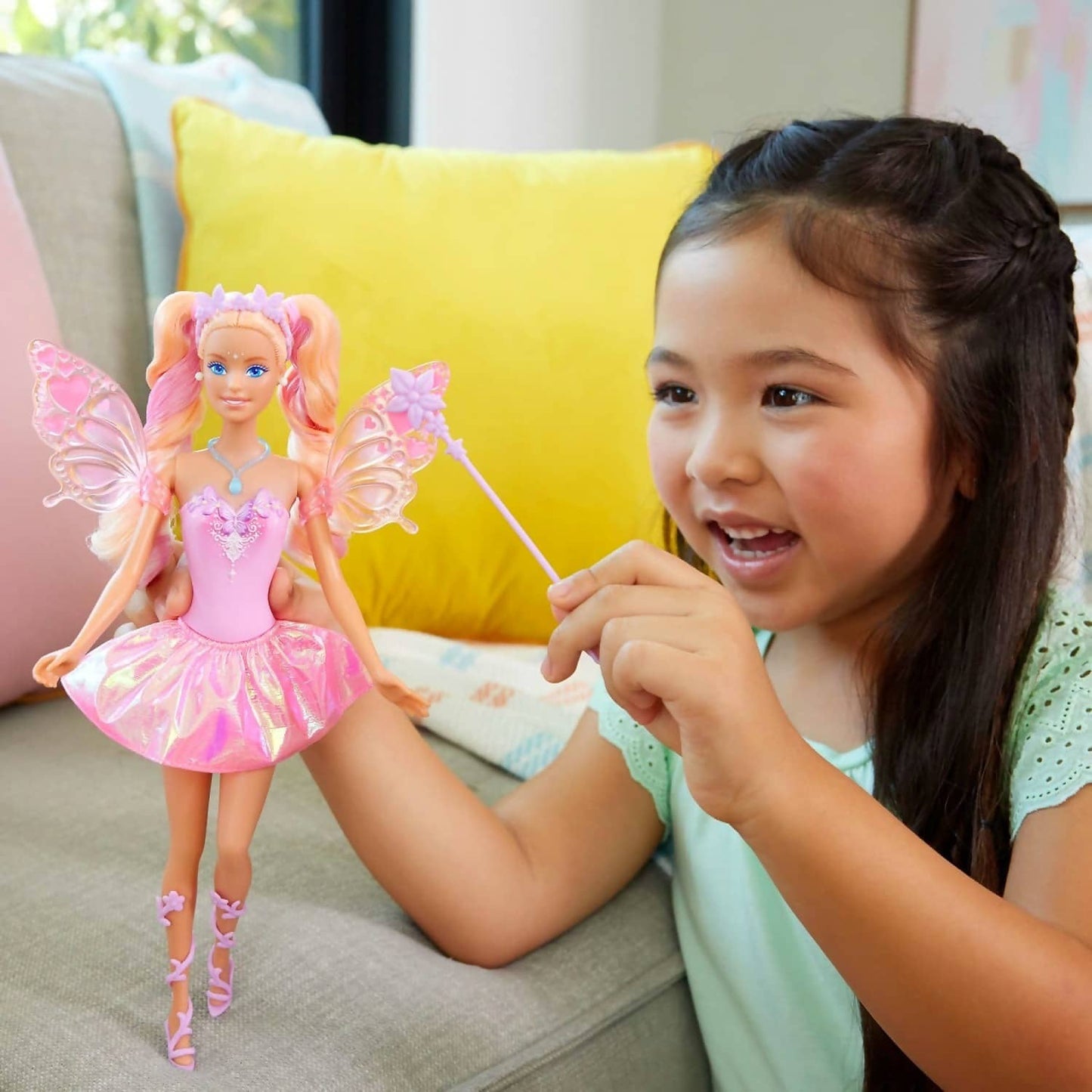 Barbie - Fantasy Fairy Doll With Color-change Wings And Outfit