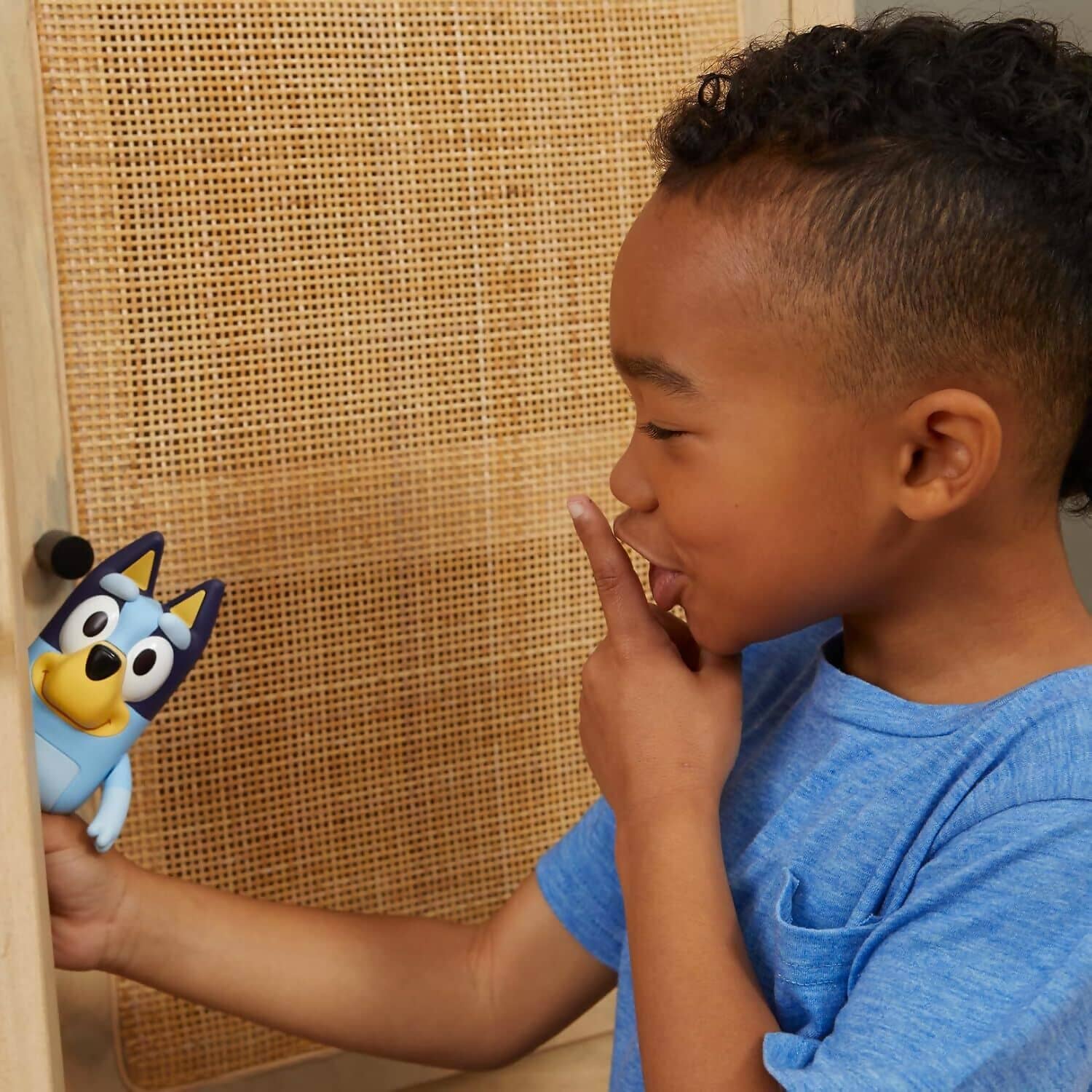 Moose Games - Bluey Hide & Seek Game
