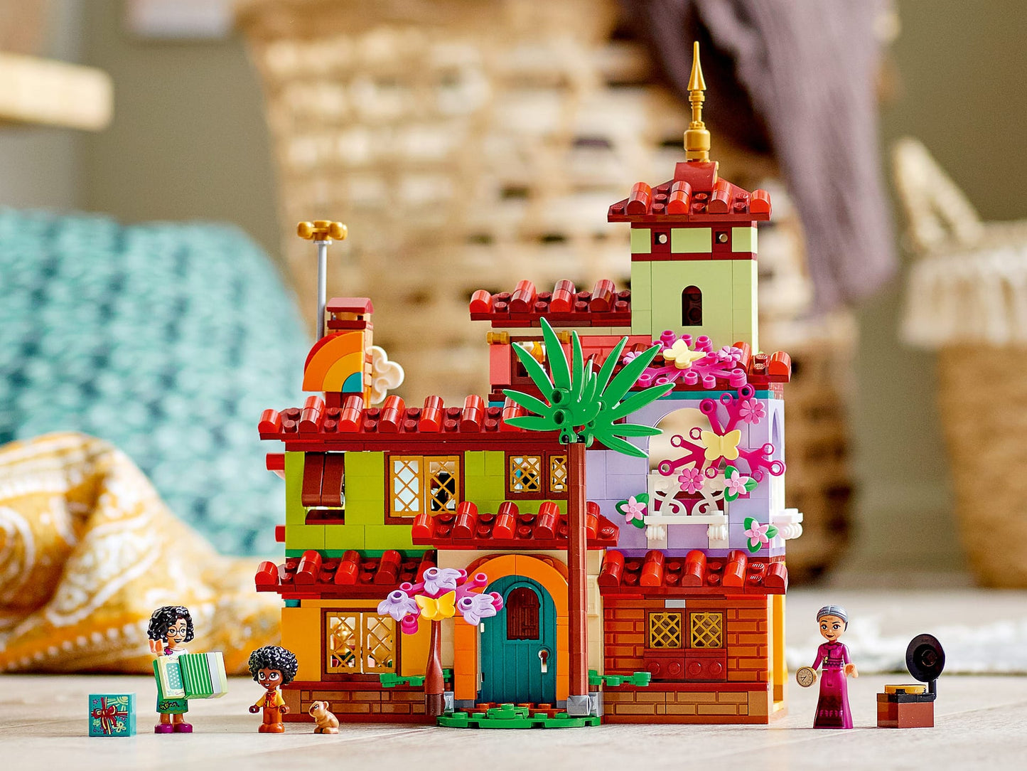 LEGO 43202 The Madrigal House - Disney Encanto