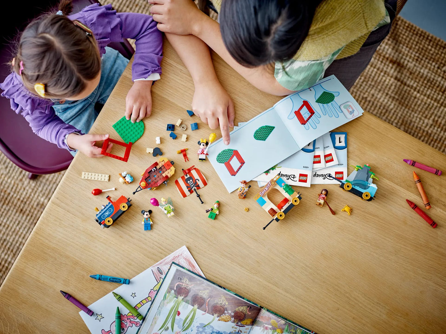 LEGO 43212 Disney Celebration Train - Disney 4+