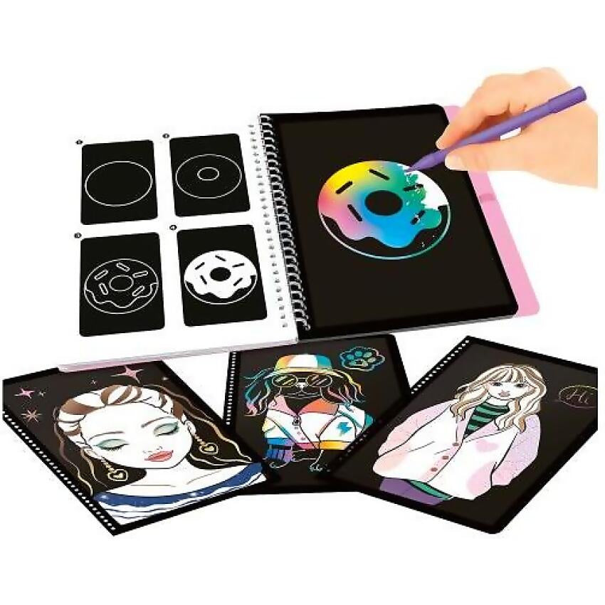 Topmodel - Magic Scratch Book