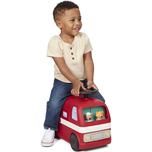 Radio Flyer - Ride & Play Camper Ride-On