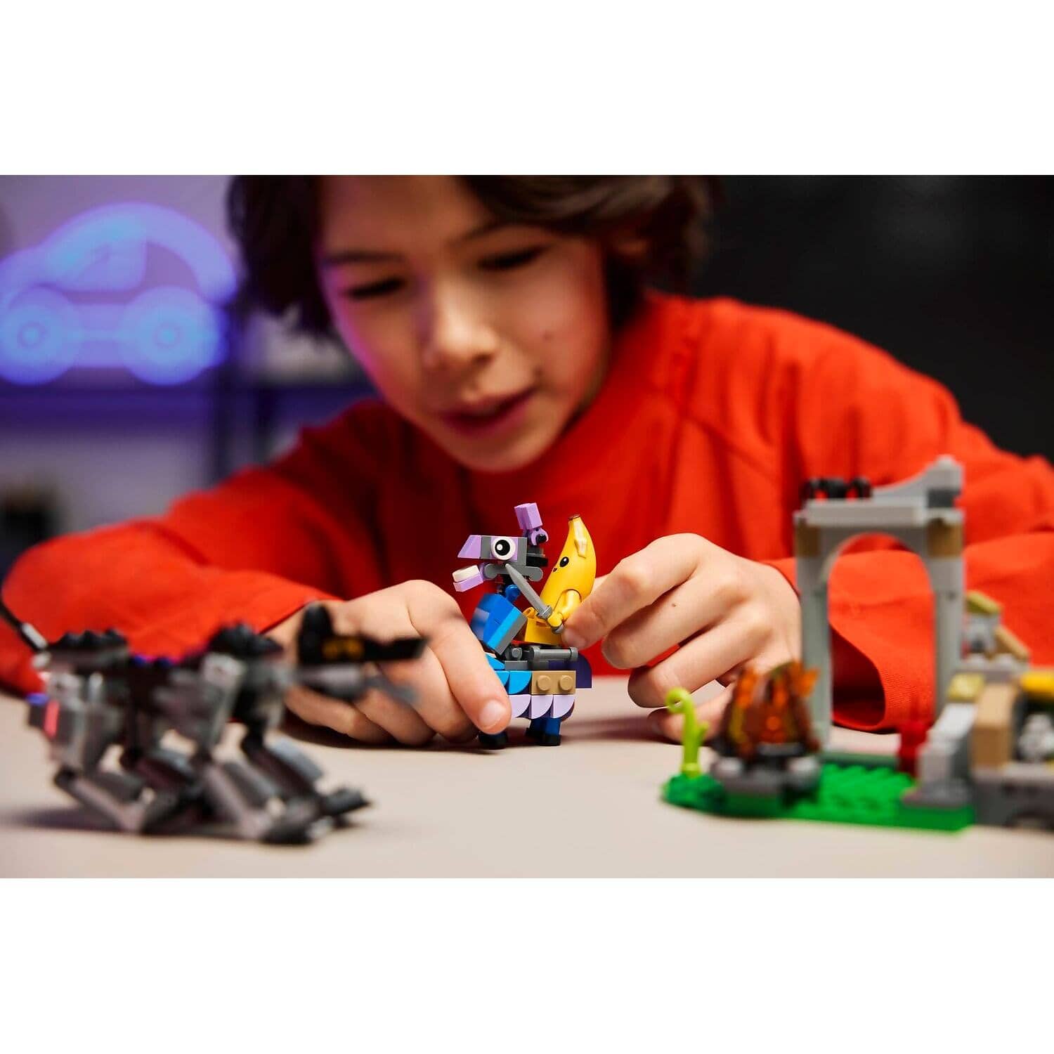 LEGO 77075 Peely & Sparkplug's Camp - Fortnite
