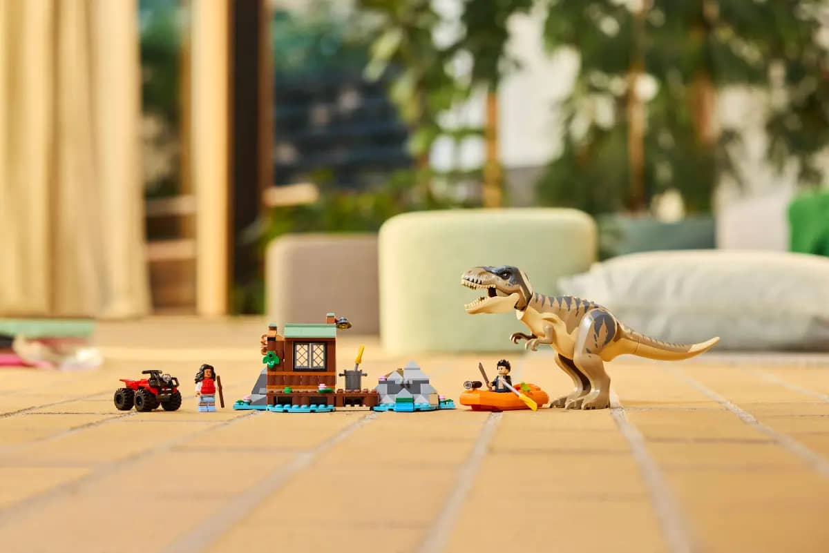 LEGO 76975 T. rex River Escape - Jurassic World