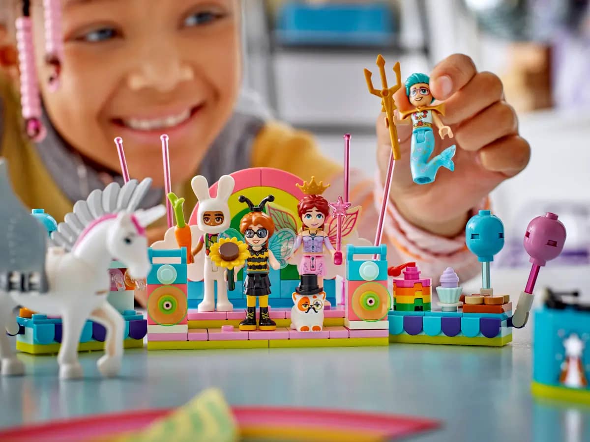 LEGO 42661 Costume Party with Unicorn & Fairy - Friends