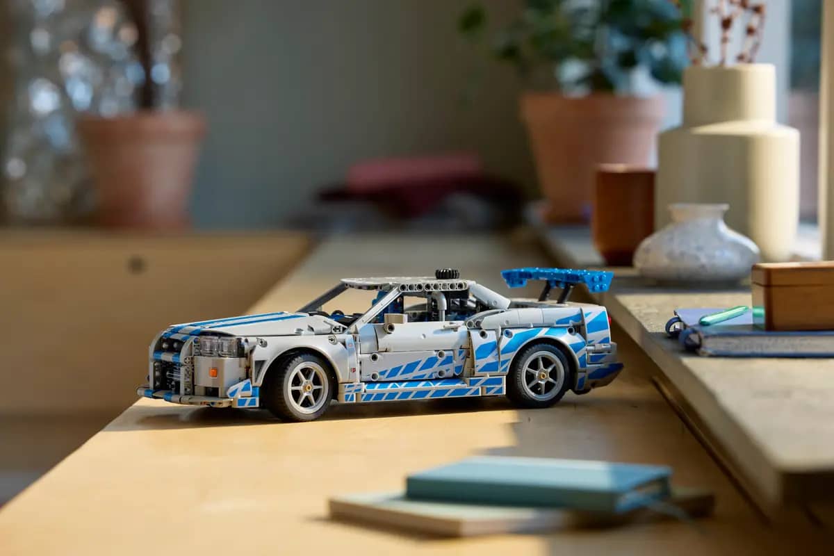 LEGO 42210 2 Fast 2 Furious Nissan Skyline GT-R (R34) Car - Technic