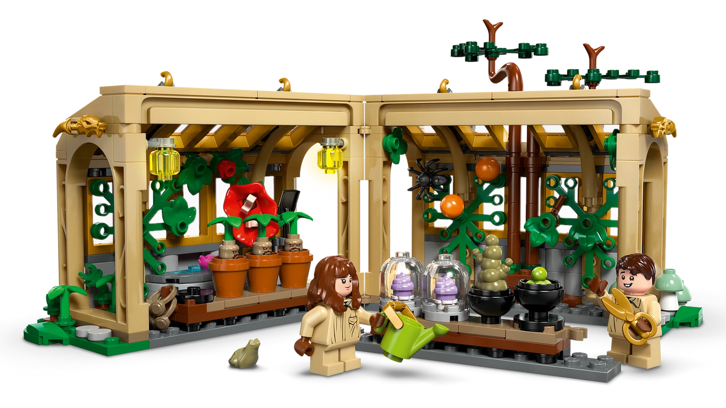 LEGO 76445 Hogwarts™ Castle: Herbology Class - Harry Potter