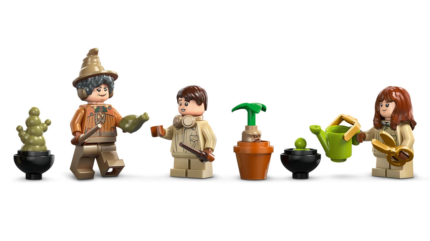 LEGO 76445 Hogwarts™ Castle: Herbology Class - Harry Potter