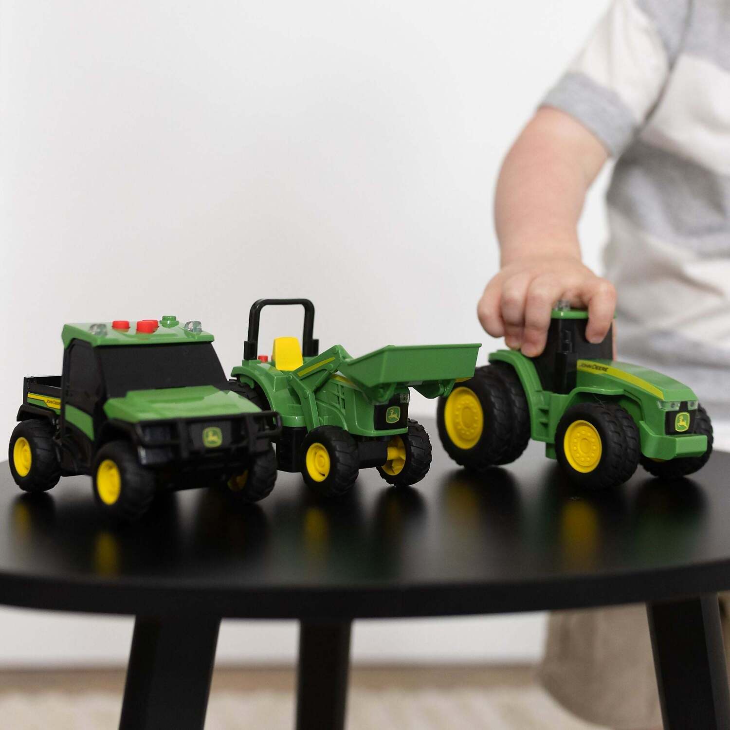 John Deere - Kids - Mini Farm Vehicles 3pk with Lights & Sounds!