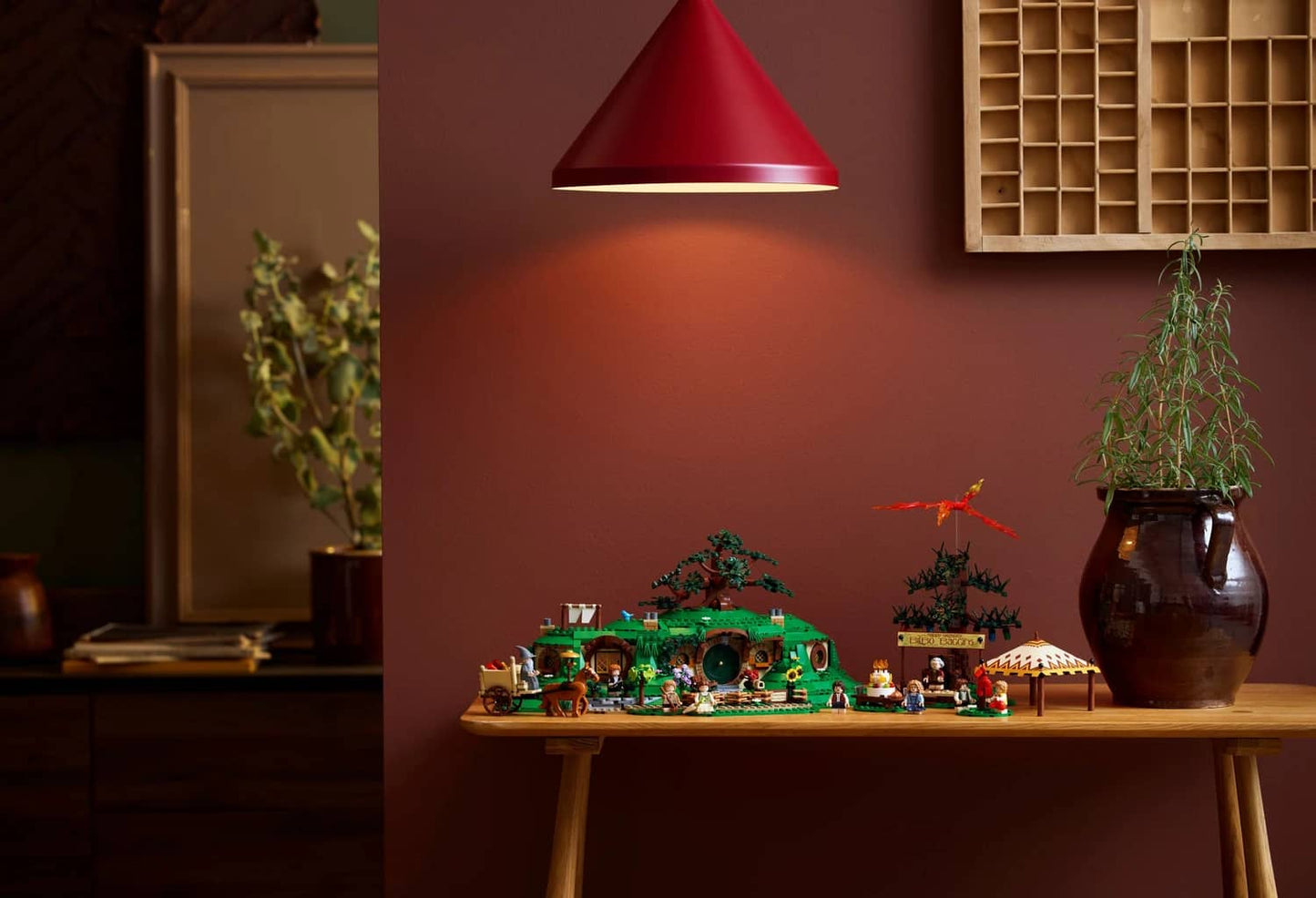 LEGO 10354 The Lord of the Rings: The Shire™ - ICONS