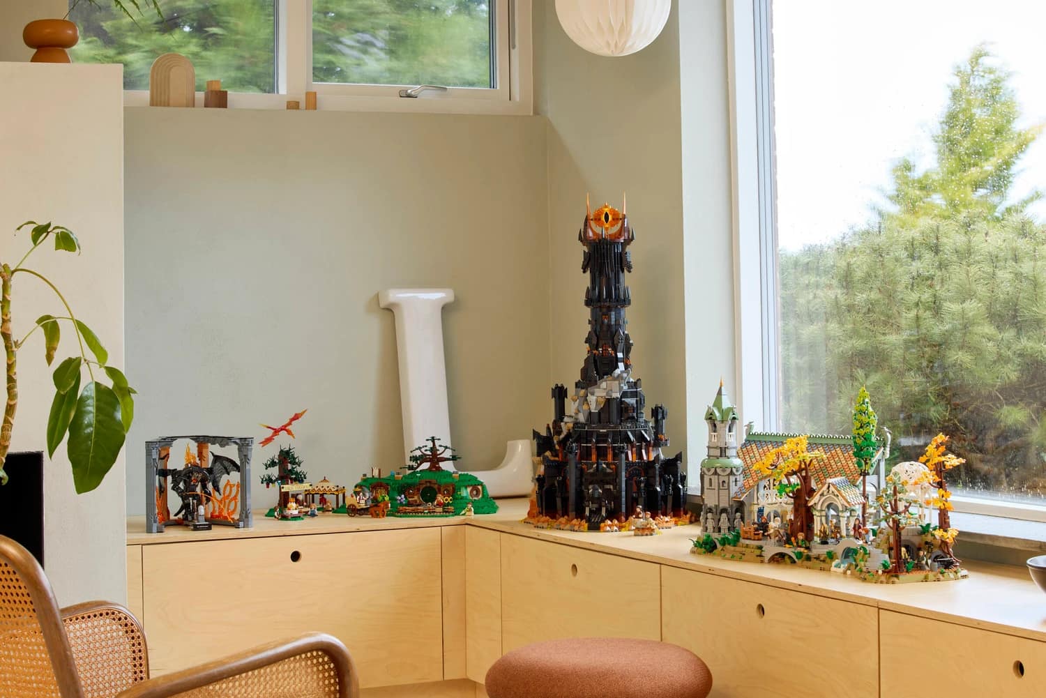 LEGO 10367 The Lord of the Rings: Balrog Book Nook - ICONS