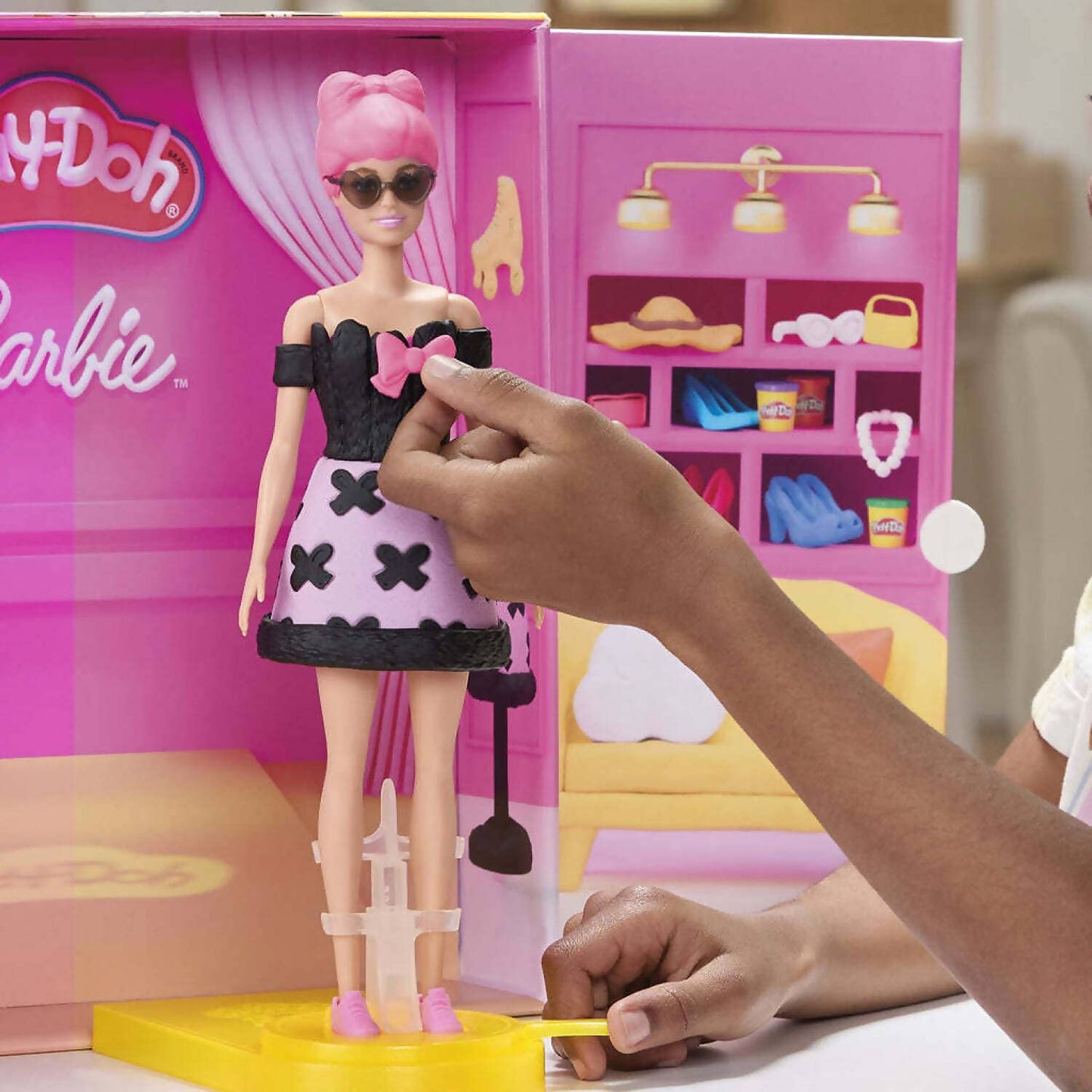Play-Doh - Barbie Designer Fashion Show Set - Hasbro
