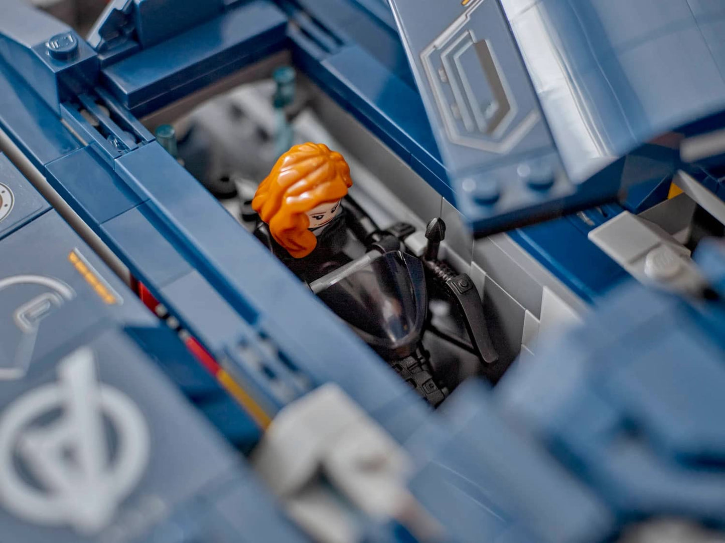 LEGO 76325 Avengers: Age of Ultron Quinjet - Marvel Super Heroes