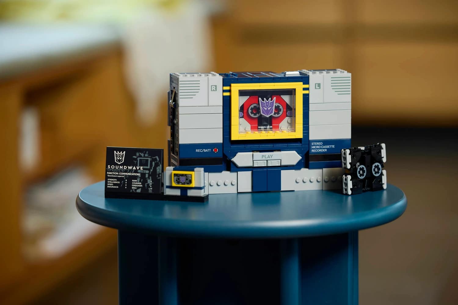 LEGO 10358 Transformers: Soundwave - ICONS