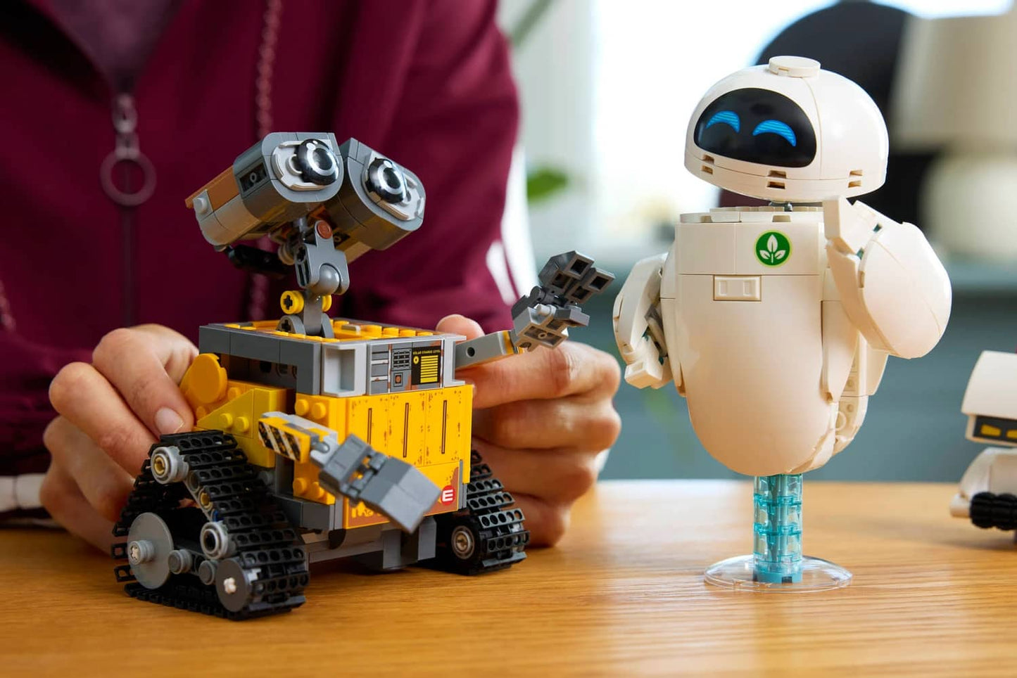 LEGO 43279 WALL-E and EVE - Disney
