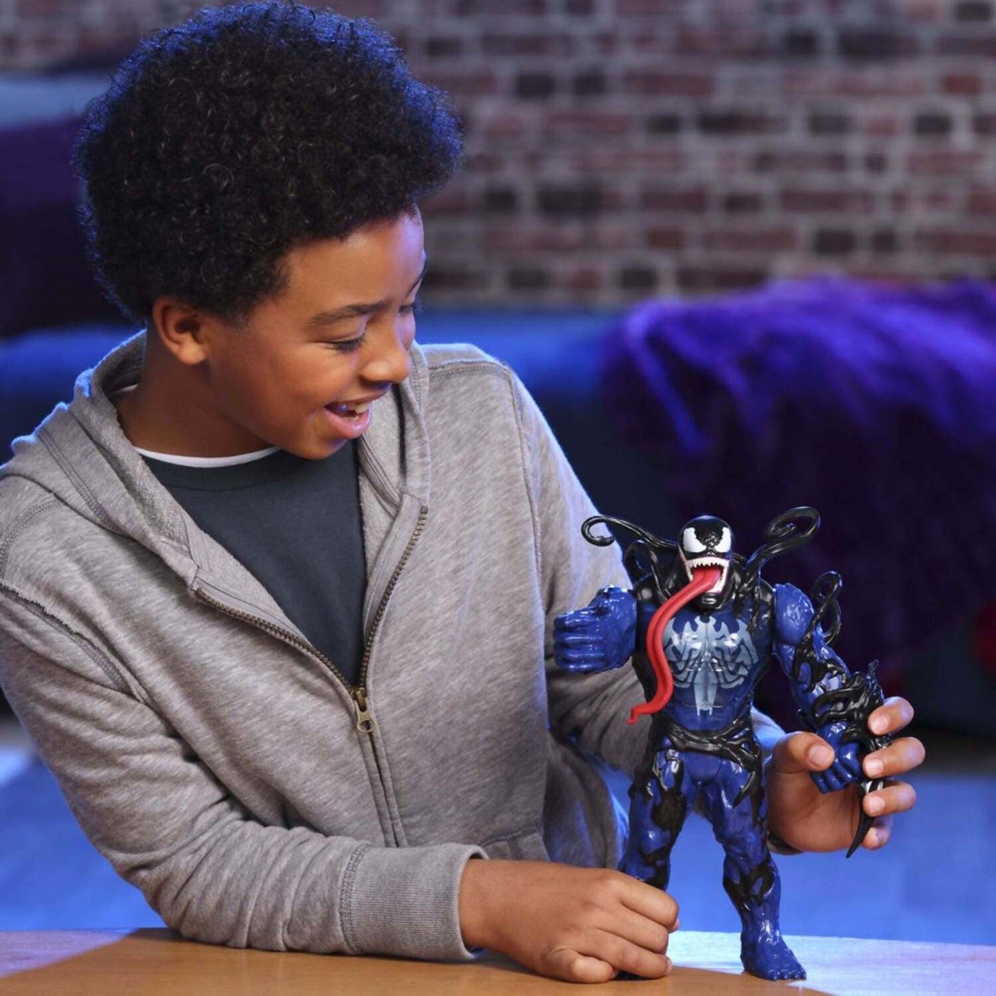 Marvel Spider-Man - Epic World of Action VenomVersus Venom Liquid Shifter 11-inch Action Figure