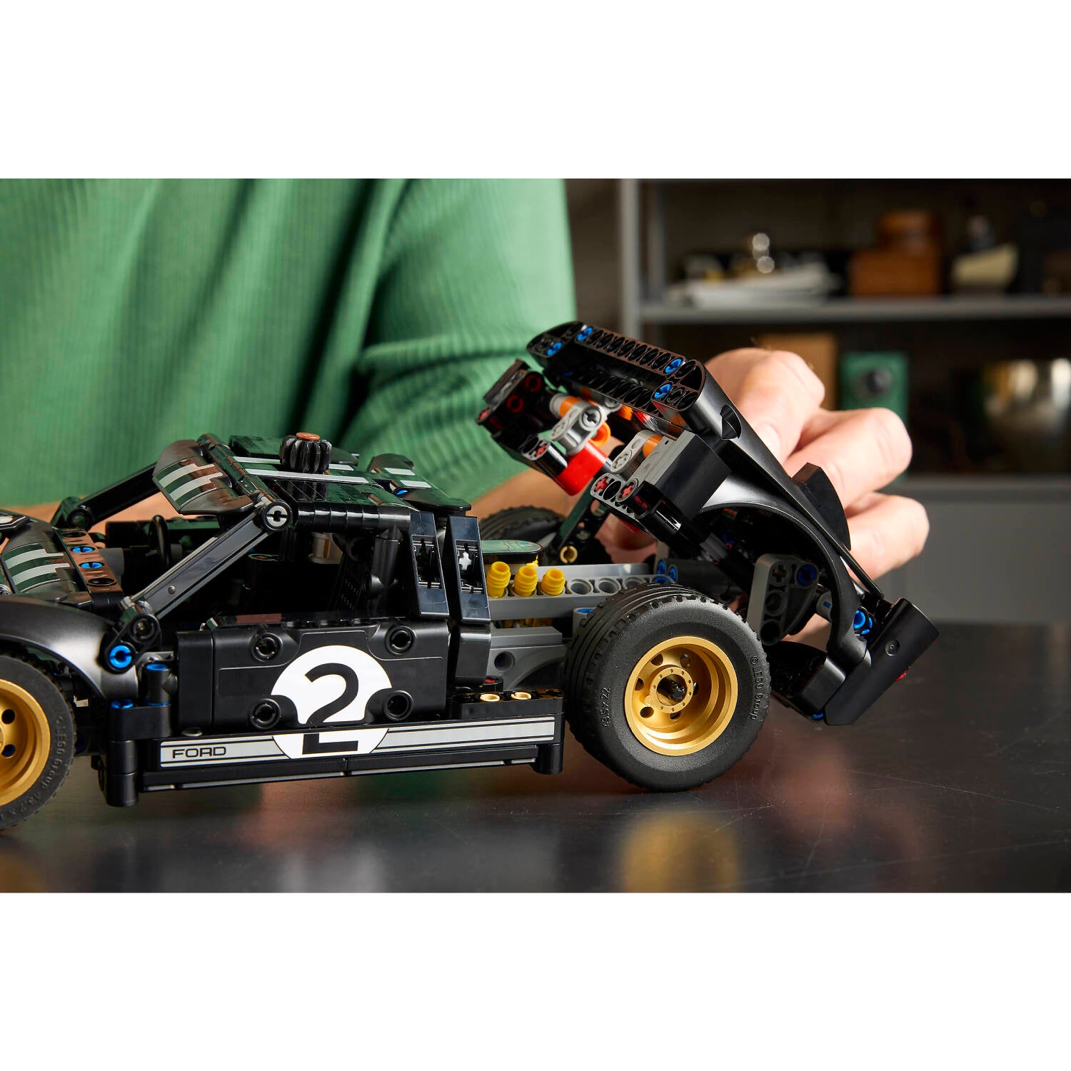 LEGO 42223 1966 Ford GT40 MKII Race Car - Technic