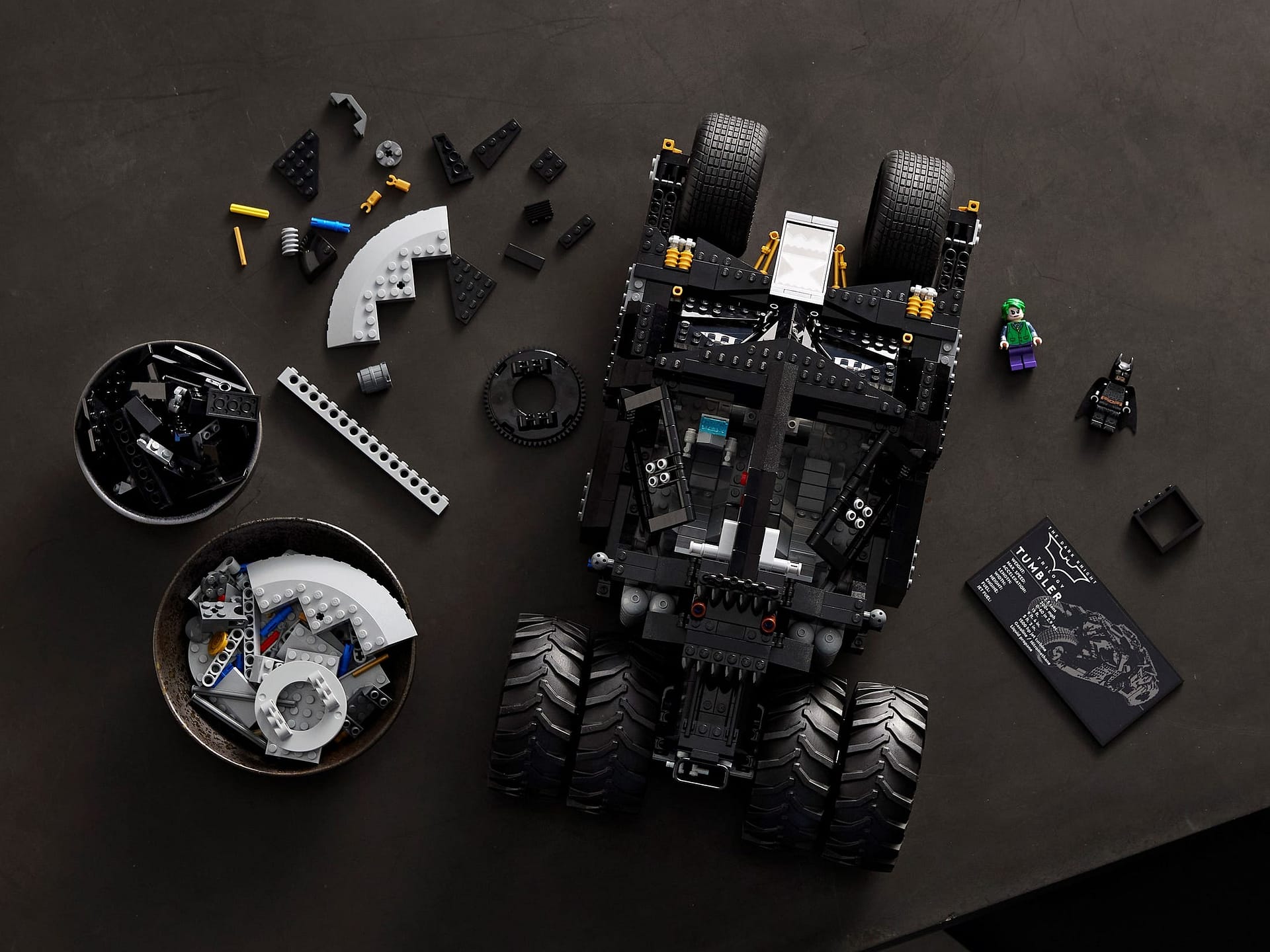 LEGO 76240 DC Batman Batmobile Tumbler - DC Super Heroes
