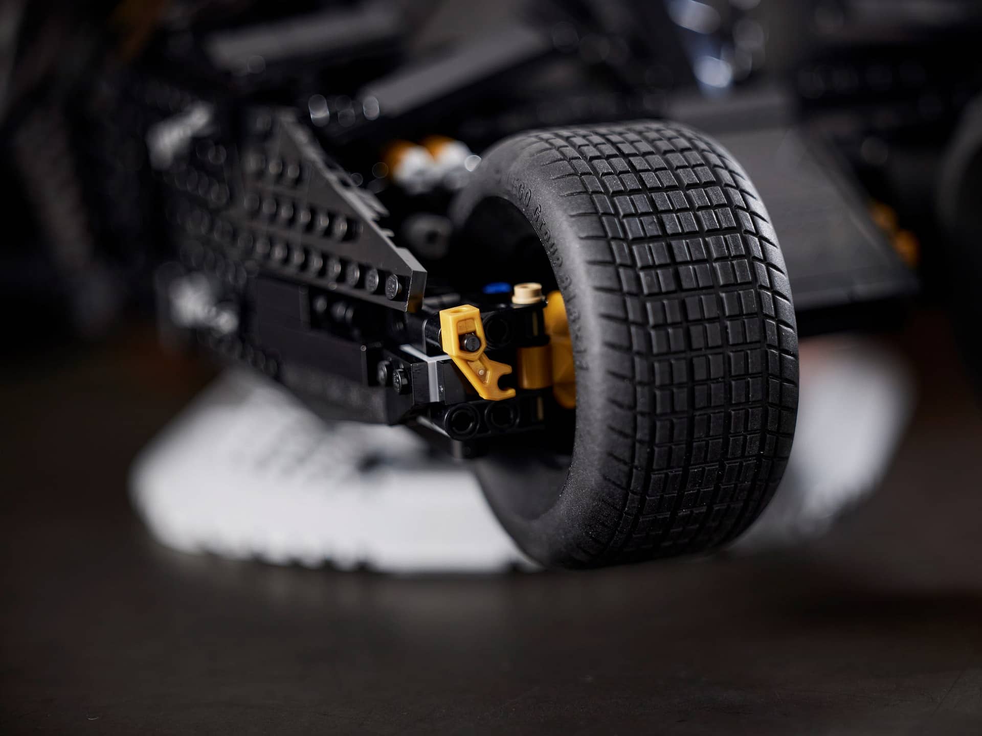 LEGO 76240 DC Batman Batmobile Tumbler - DC Super Heroes