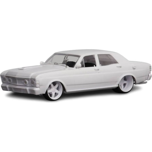 DDA Collectibles 1:24 Scale - Ford Falcon XW GTHO Custom Slammed Sealed Body Opening Bonnet with Engine - Plastic Diecast Model Kit