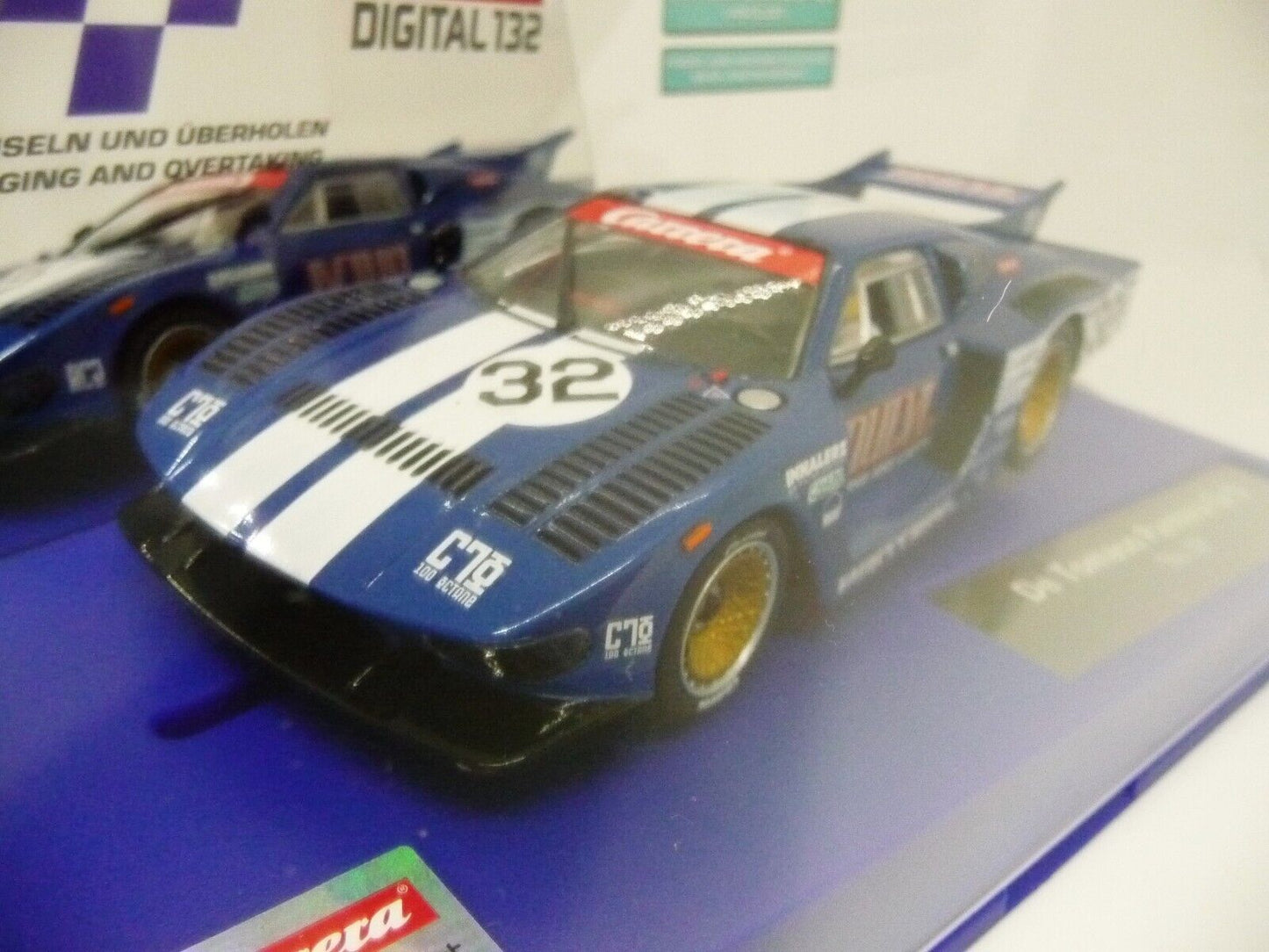 Carrera Digital 1:32 – De Tomaso Pantera Gr 5 No.32 - Slot Car Also Suits Scalextric